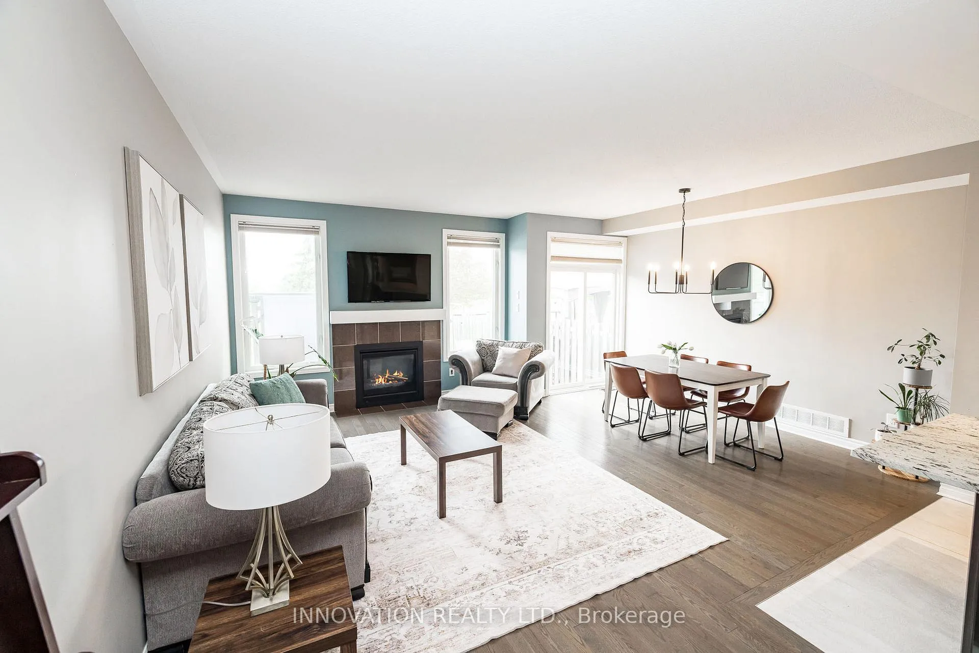 Photo 10 of 218 Akerson Road, Ottawa, Kanata - Emerald Meadows/Trailwest — HOMEH