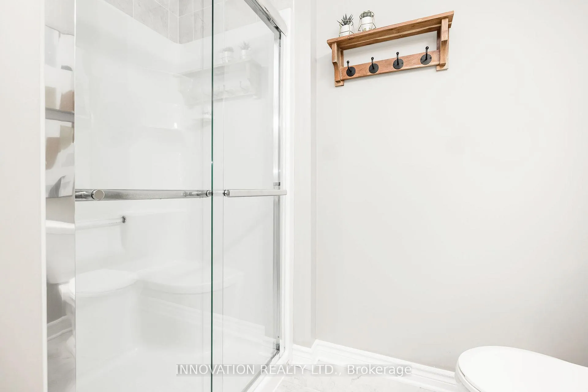 Photo 25 of 218 Akerson Road, Ottawa, Kanata - Emerald Meadows/Trailwest — HOMEH