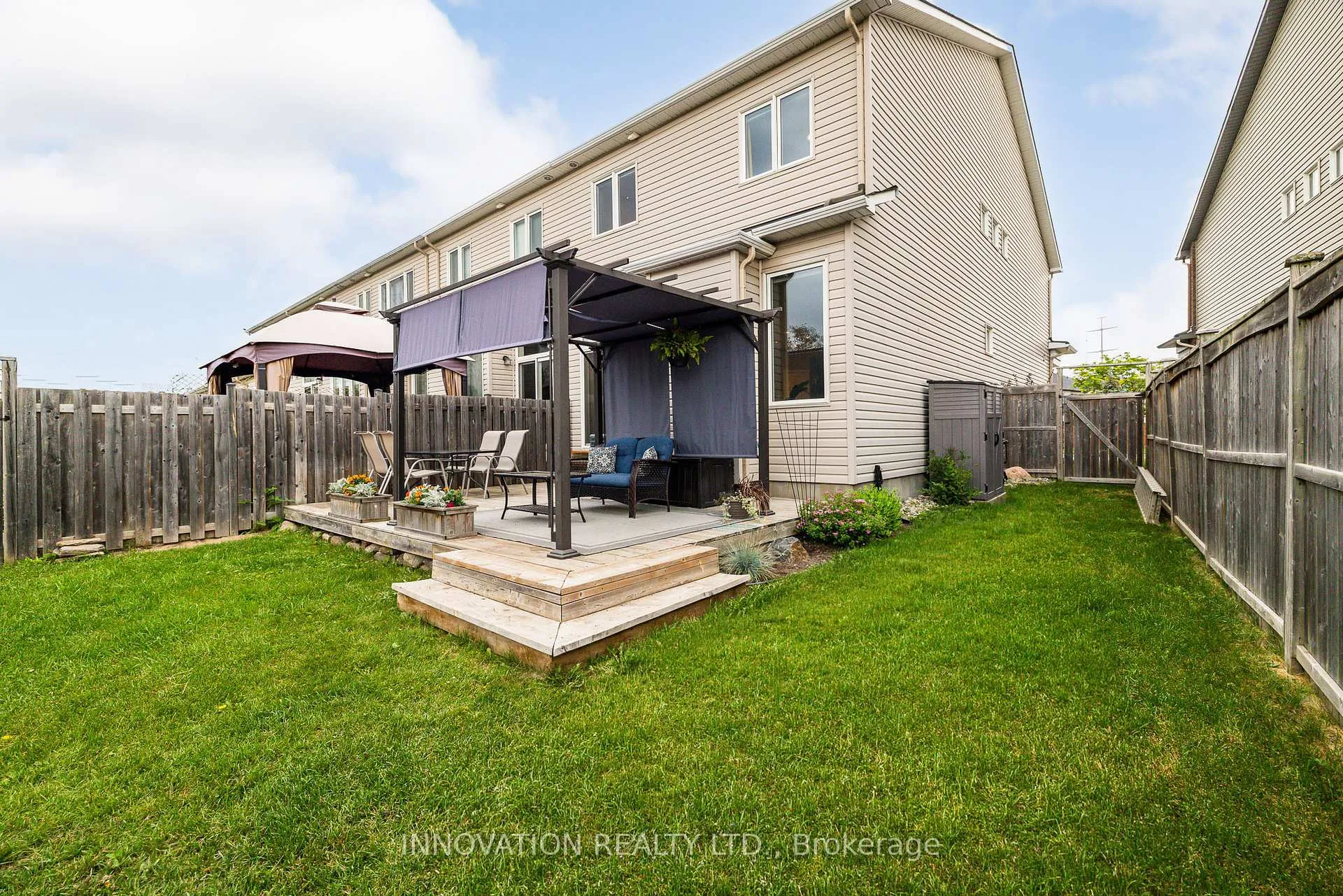 Photo 36 of 218 Akerson Road, Ottawa, Kanata - Emerald Meadows/Trailwest — HOMEH