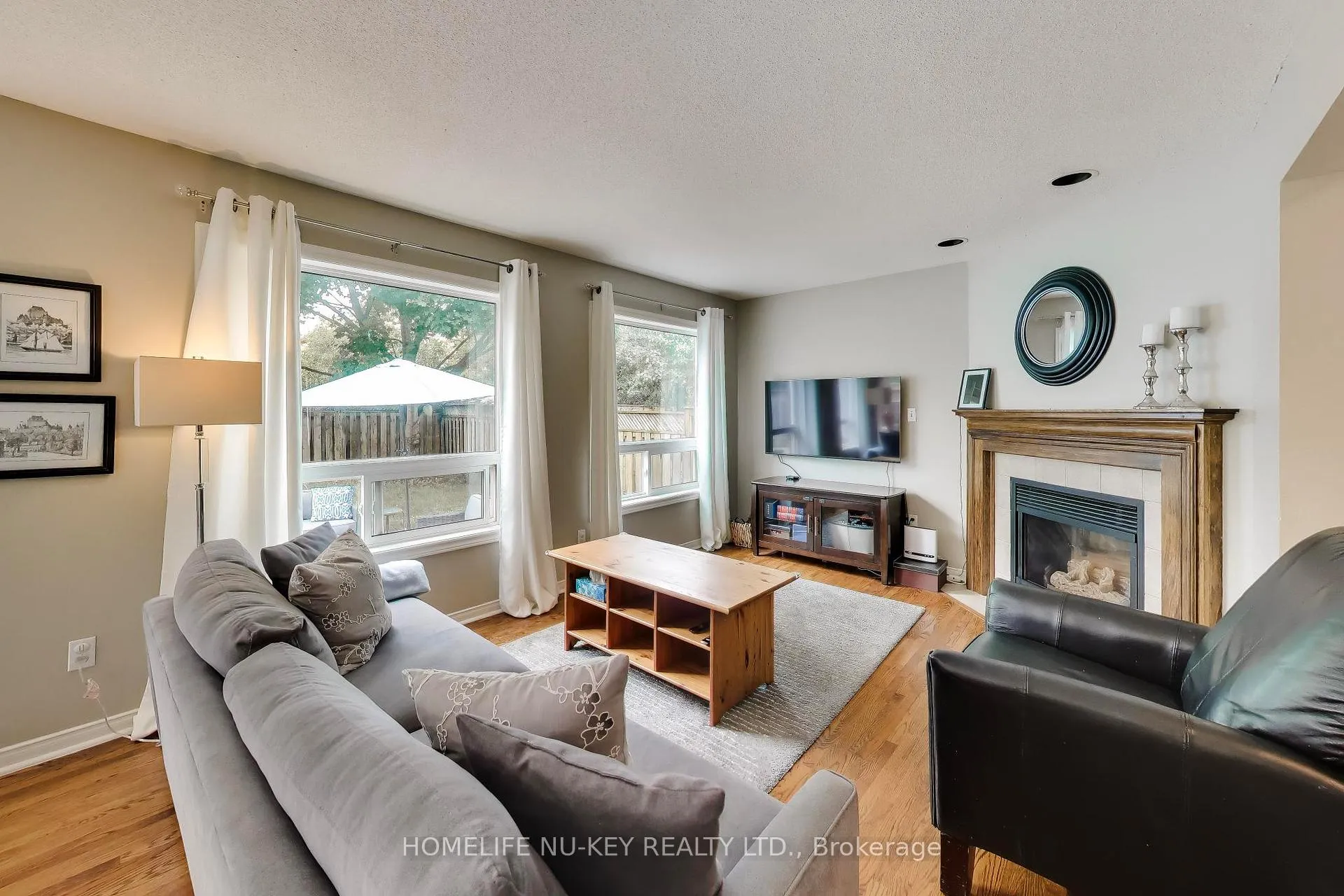 Photo 17 of 27 Lauchlin Crescent, Halton Hills, Georgetown — HOMEH