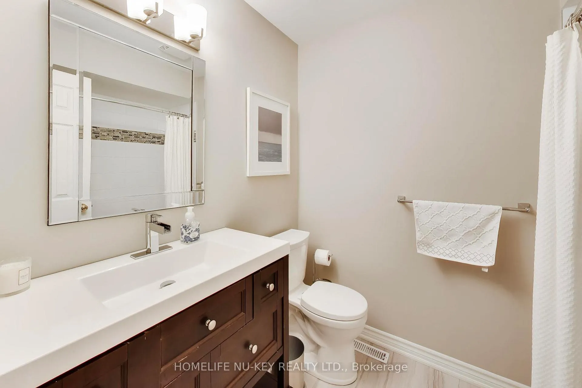 Photo 32 of 27 Lauchlin Crescent, Halton Hills, Georgetown — HOMEH