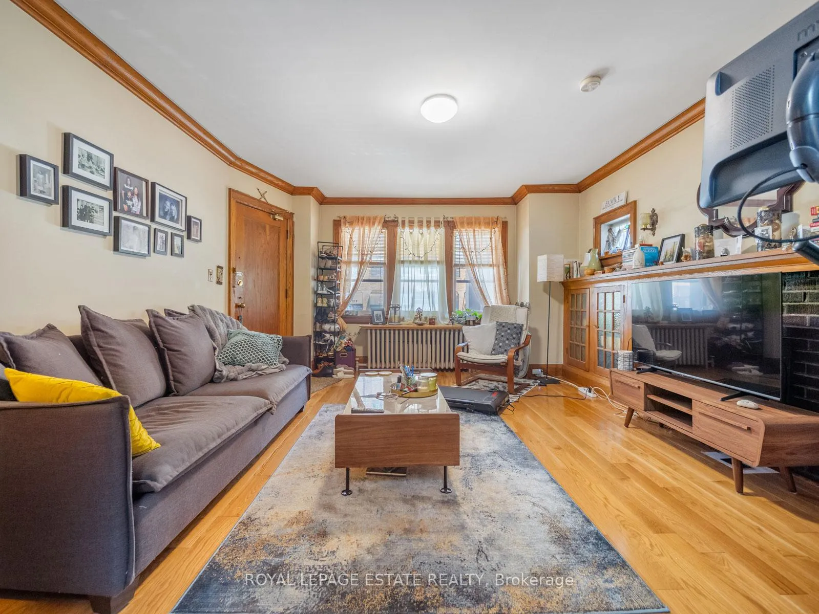 Photo 8 of 2275 Queen Street E, Toronto, The Beaches — HOMEH
