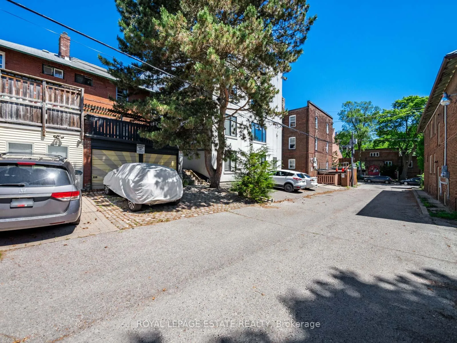 Photo 33 of 2275 Queen Street E, Toronto, The Beaches — HOMEH