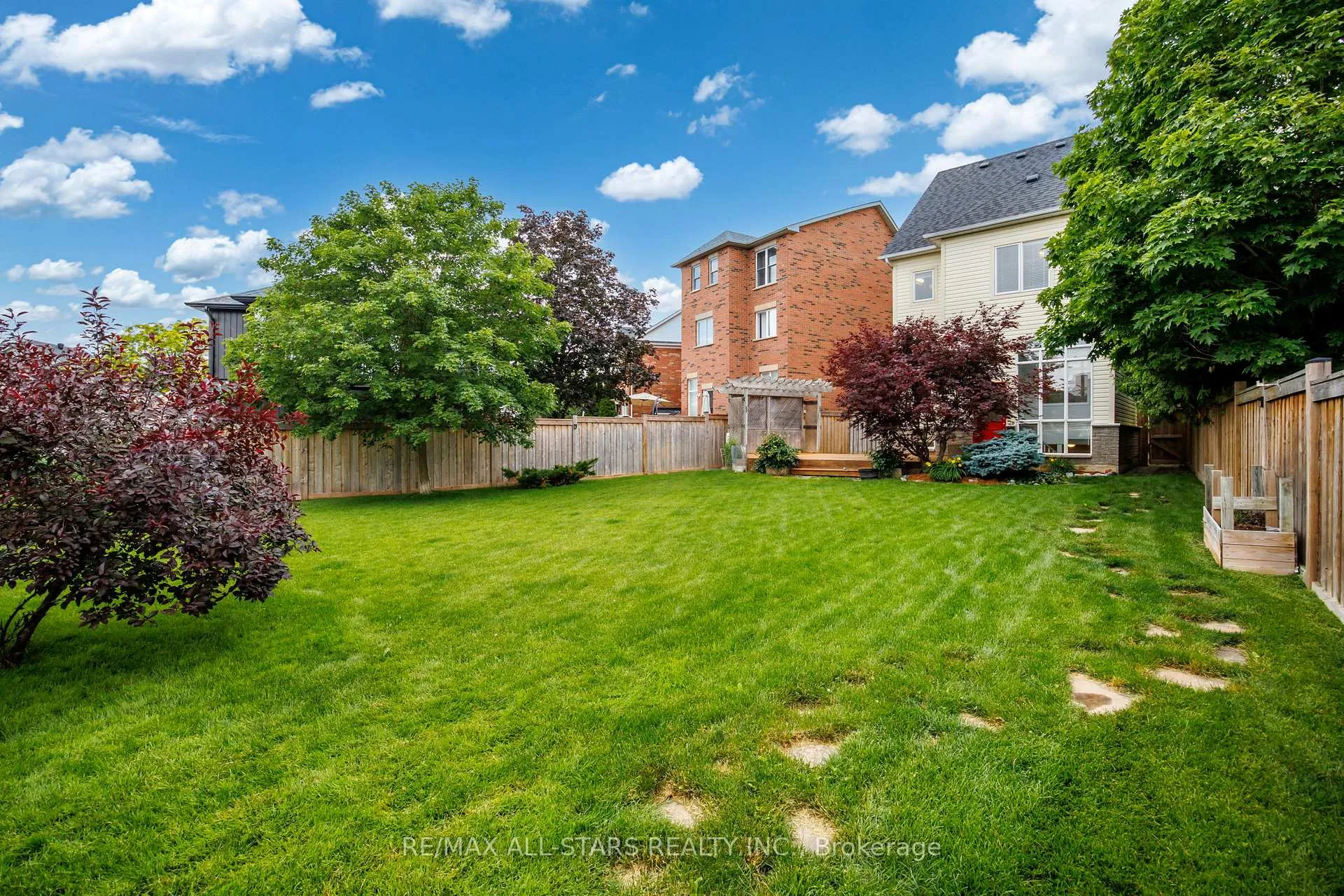 Photo 40 of 43 Cornell Common Road, Markham, Cornell — HOMEH