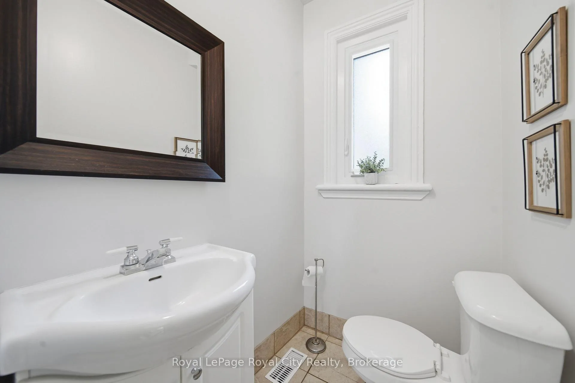 Photo 25 of 26 Fergus Street, Guelph, Downtown — HOMEH