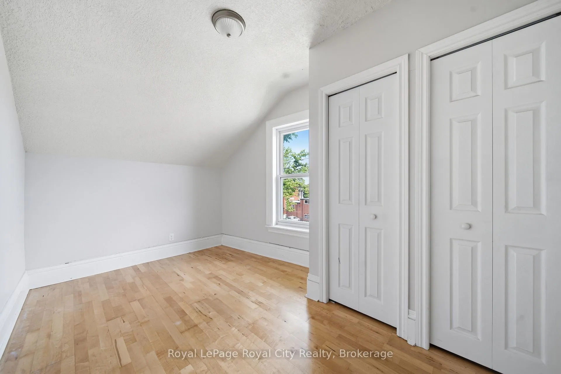 Photo 28 of 26 Fergus Street, Guelph, Downtown — HOMEH
