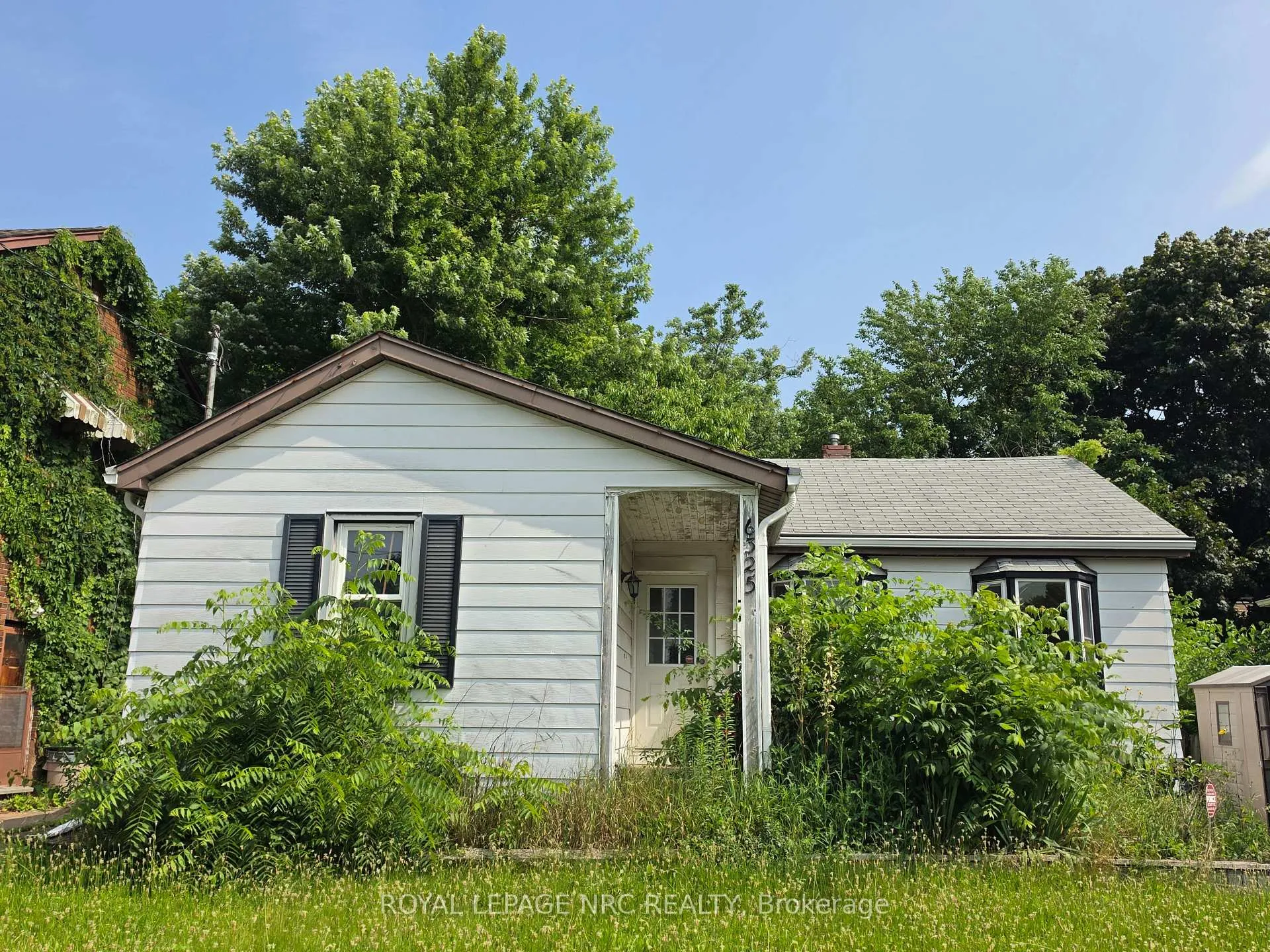 Photo 1 of 6325 Maranda Street, Niagara Falls, Dorchester — HOMEH