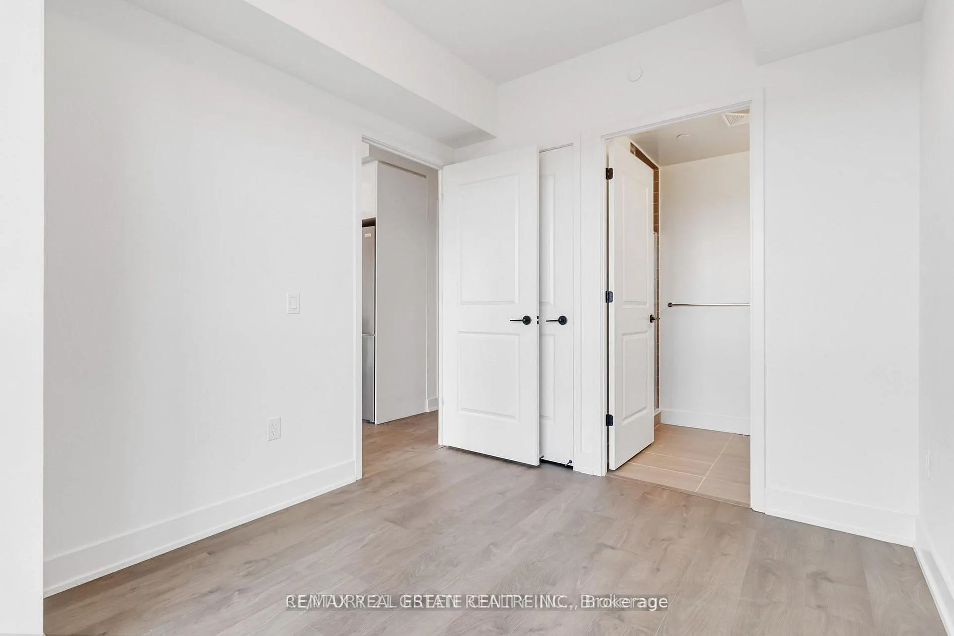 Photo 11 of Unit 322, 2343 Khalsa Gate, Oakville, Westmount — HOMEH