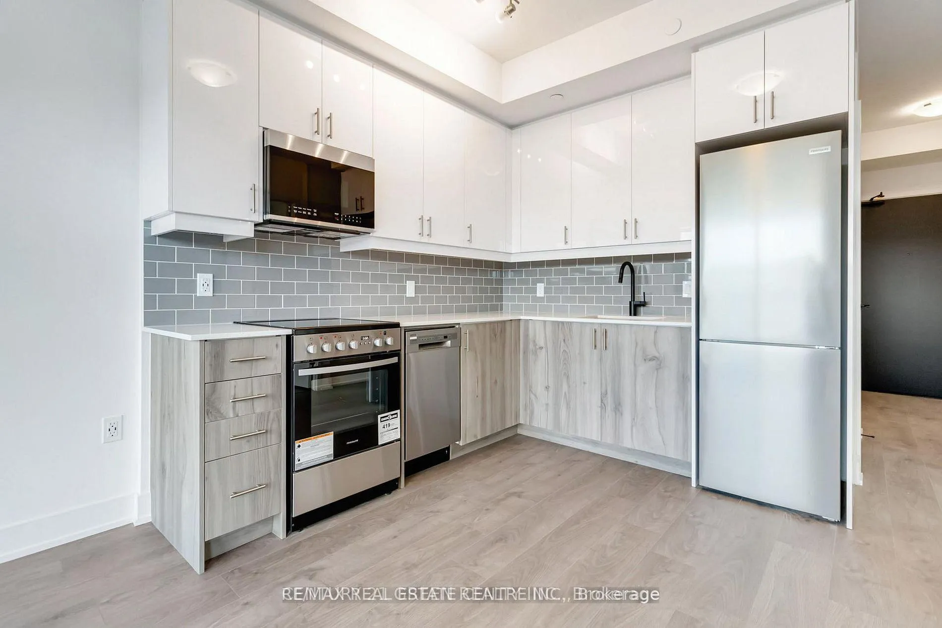 Photo 15 of Unit 322, 2343 Khalsa Gate, Oakville, Westmount — HOMEH