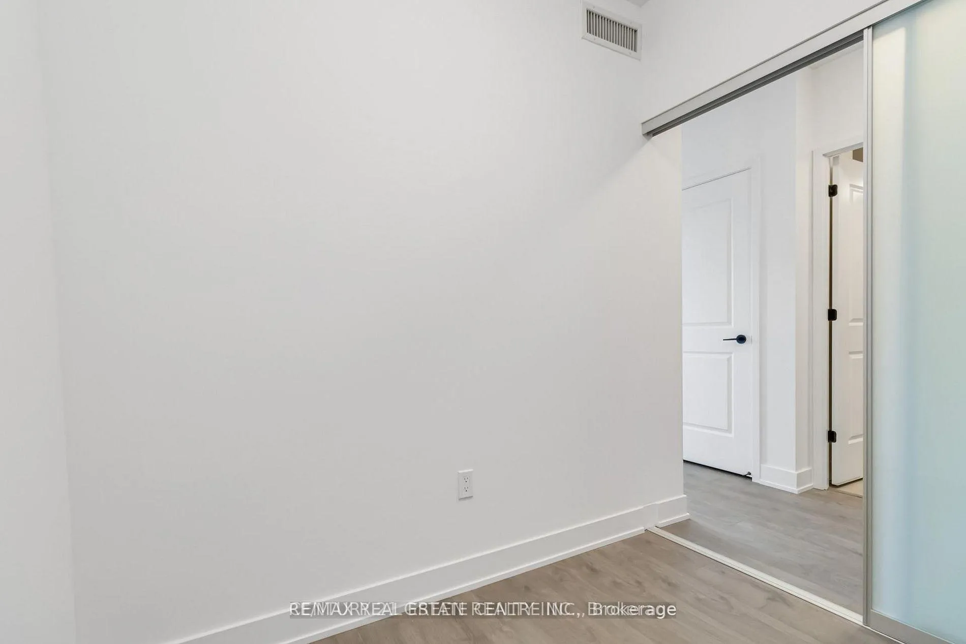 Photo 23 of Unit 322, 2343 Khalsa Gate, Oakville, Westmount — HOMEH