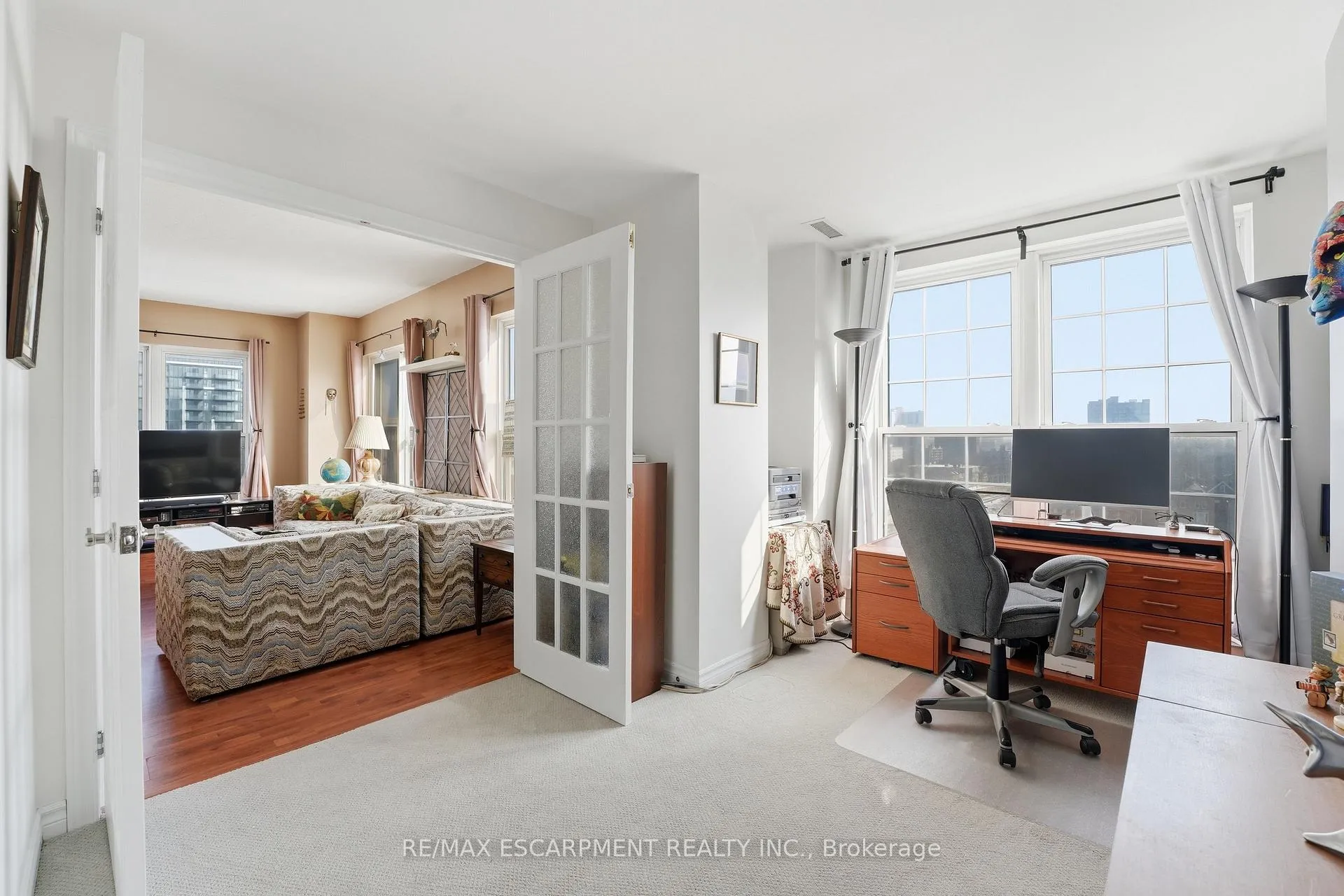 Photo 13 of Unit 802, 135 James Street S, Hamilton, Corktown — HOMEH