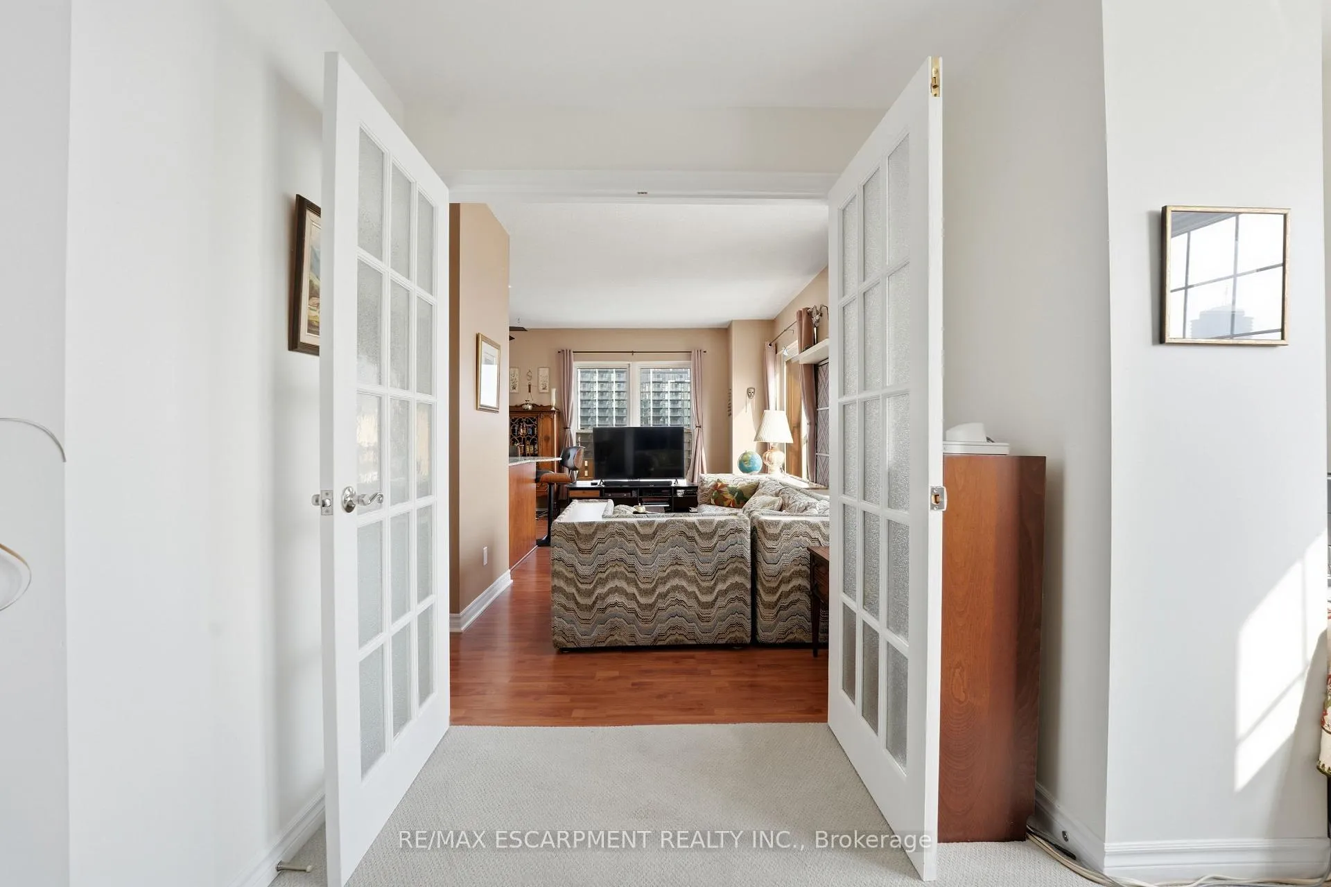 Photo 14 of Unit 802, 135 James Street S, Hamilton, Corktown — HOMEH