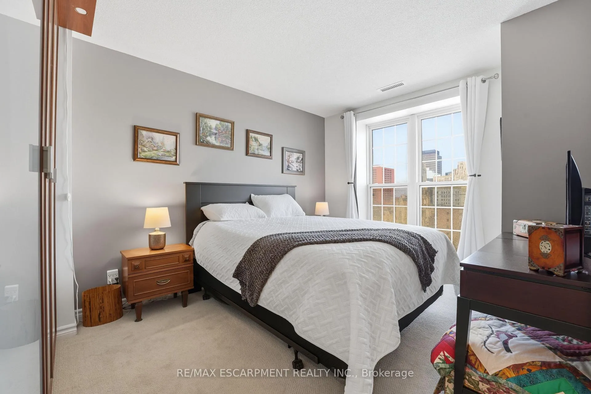 Photo 17 of Unit 802, 135 James Street S, Hamilton, Corktown — HOMEH