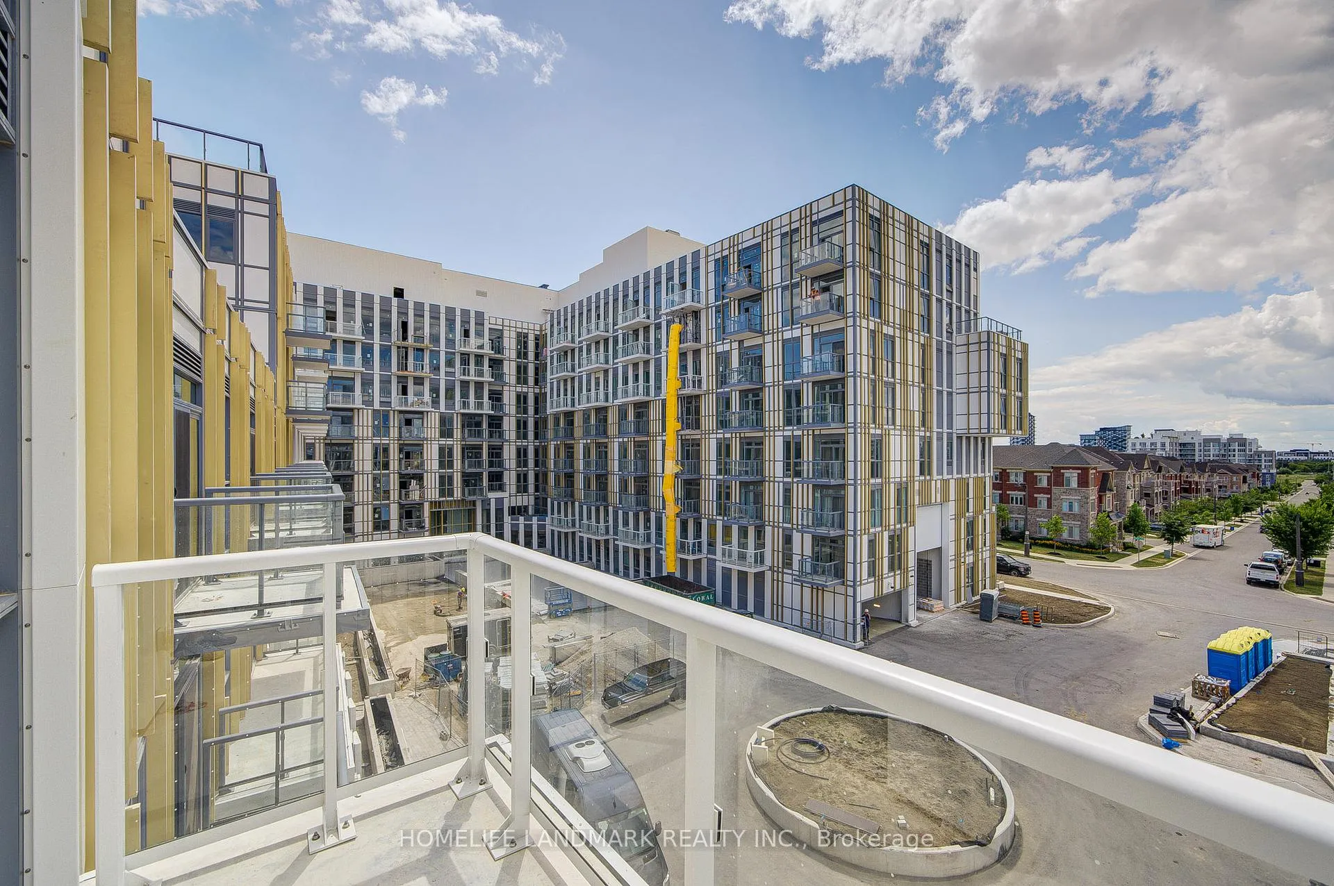Photo 19 of Unit 515, 1005 Dundas Street E, Oakville, Joshua Meadows — HOMEH