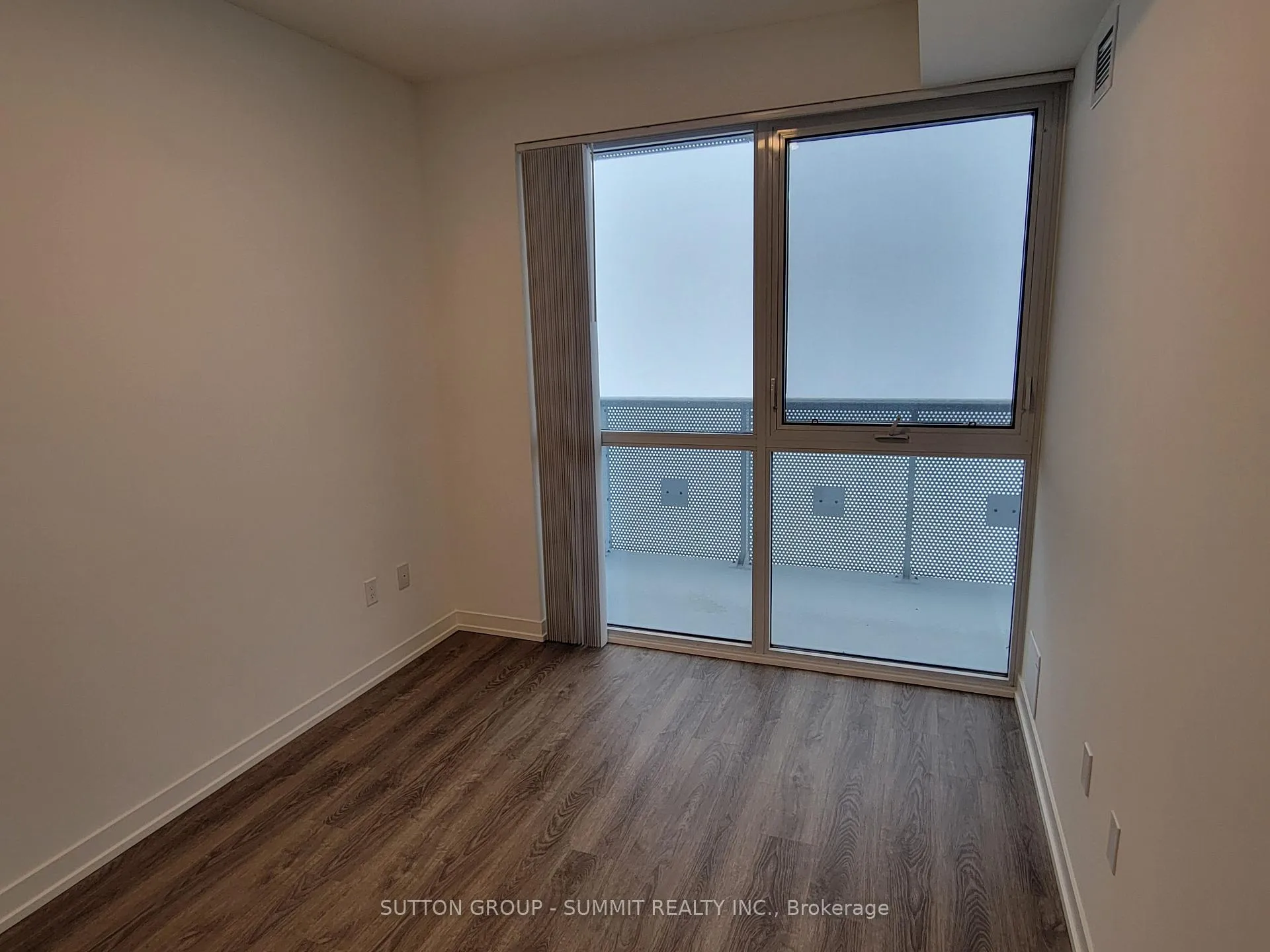 Photo 16 of Unit 5003, 8 Interchange Way, Vaughan, Vaughan Corporate Centre — HOMEH