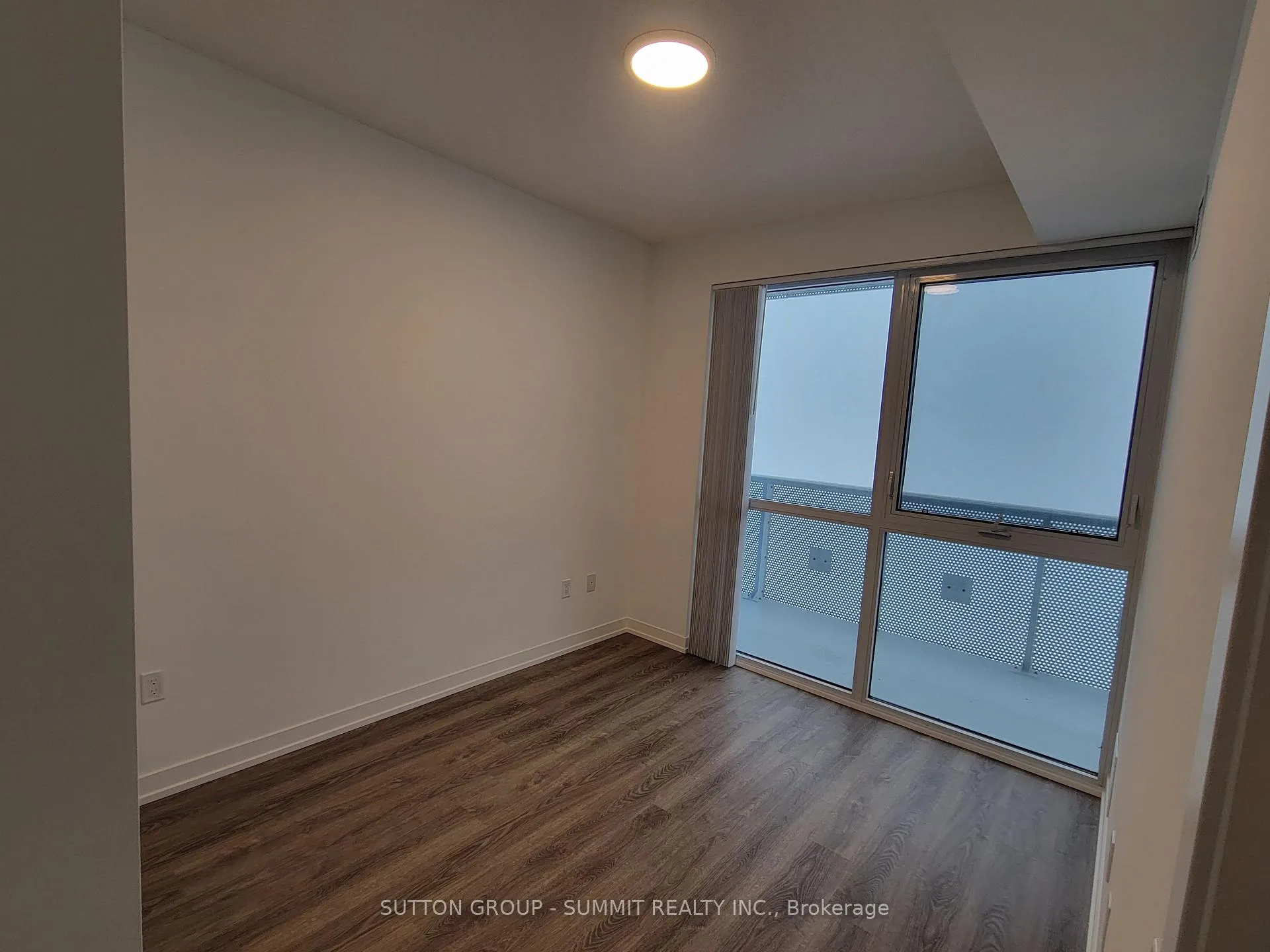 Photo 17 of Unit 5003, 8 Interchange Way, Vaughan, Vaughan Corporate Centre — HOMEH