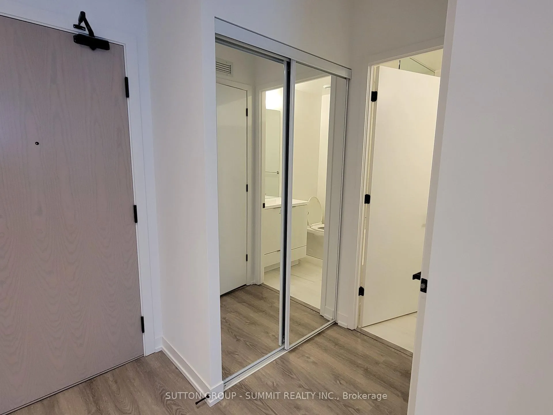 Photo 20 of Unit 5003, 8 Interchange Way, Vaughan, Vaughan Corporate Centre — HOMEH