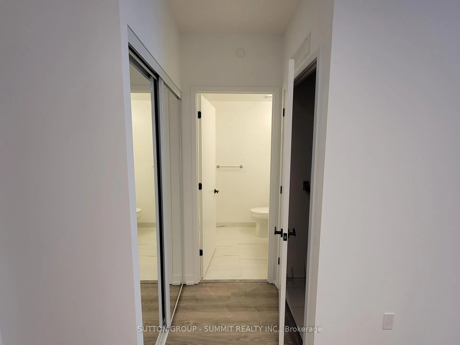 Photo 26 of Unit 5003, 8 Interchange Way, Vaughan, Vaughan Corporate Centre — HOMEH