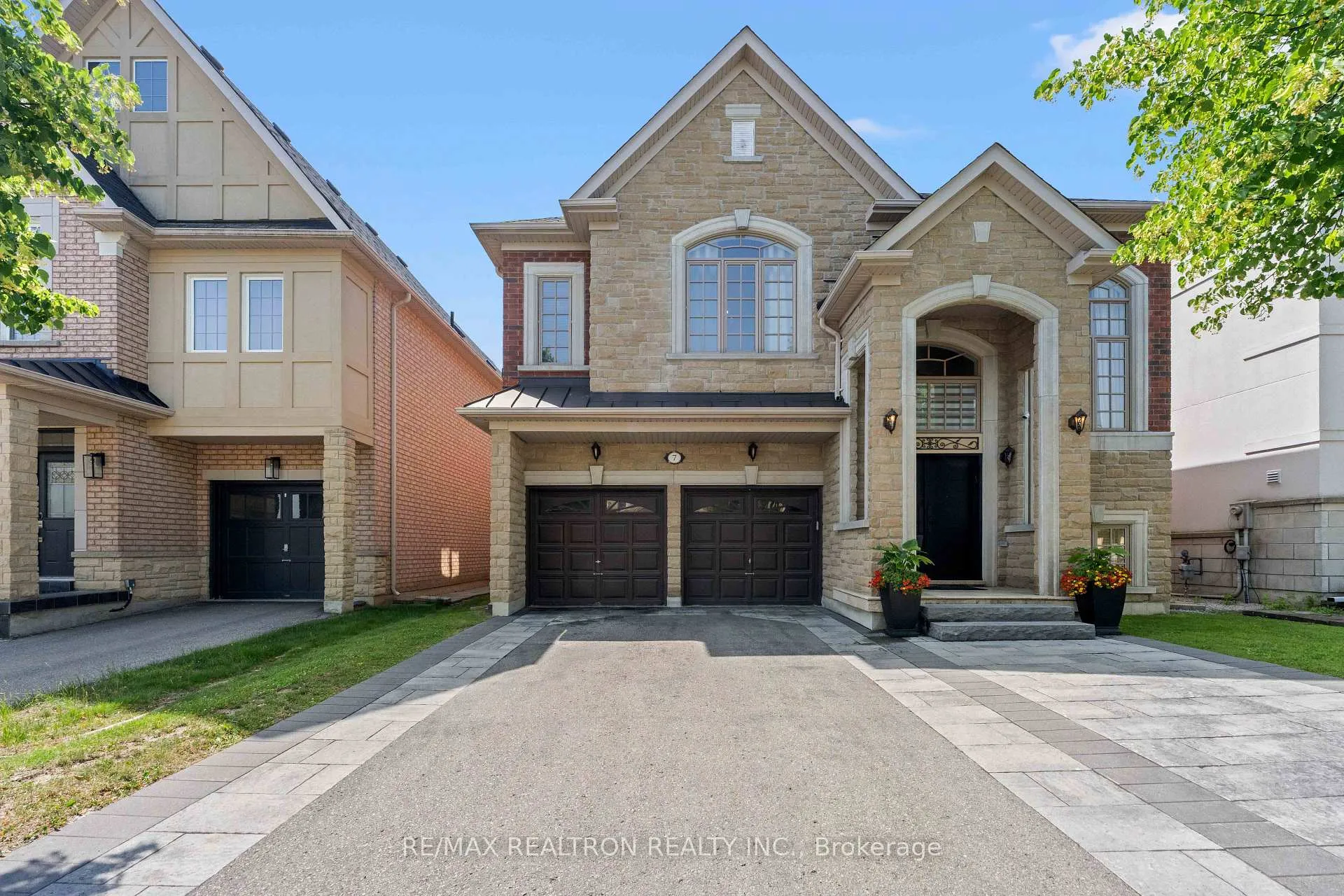 Front of 7 Randolph Drive