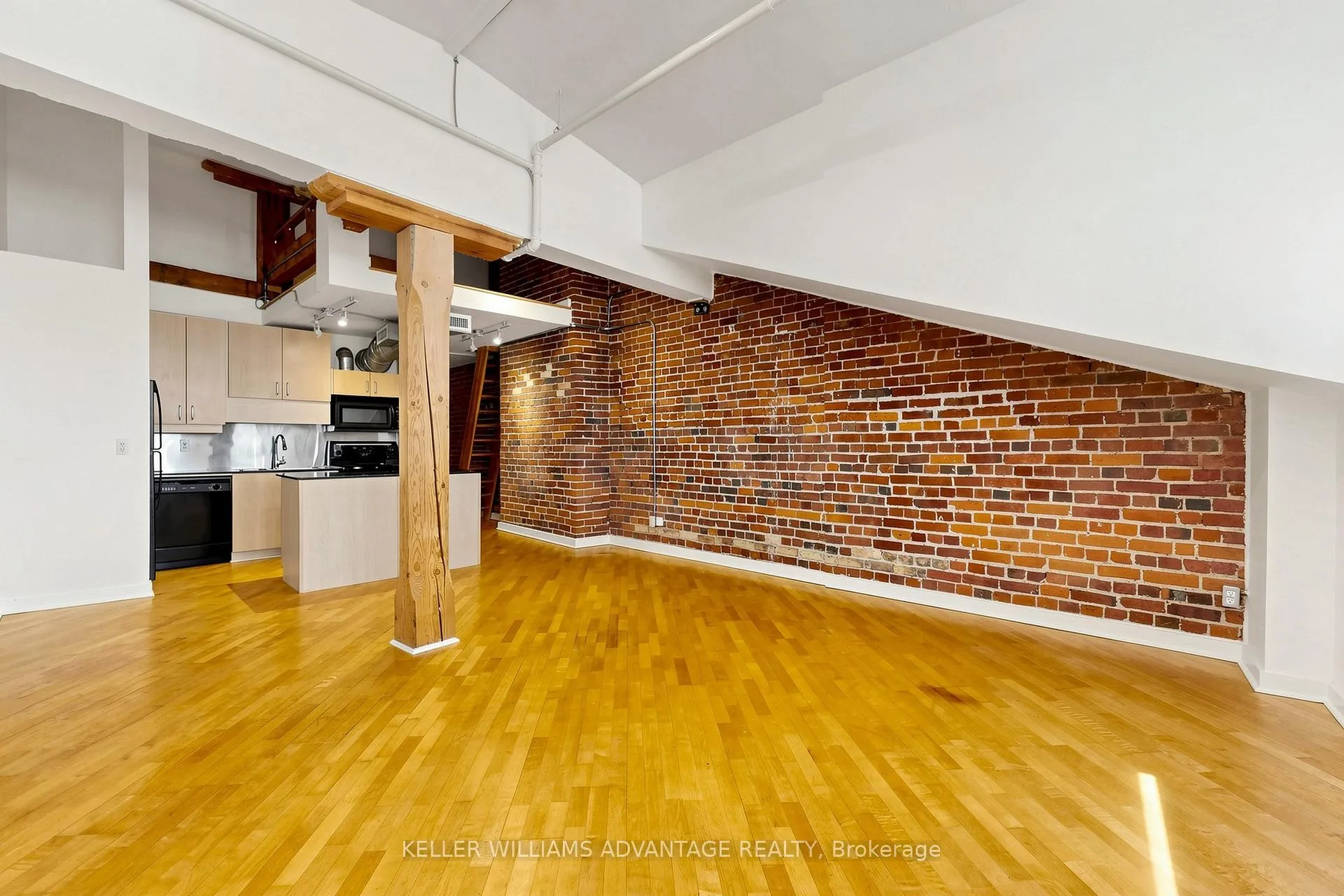 Photo 7 of Unit 417, 81A Front Street E, Toronto, Waterfront Communities — HOMEH
