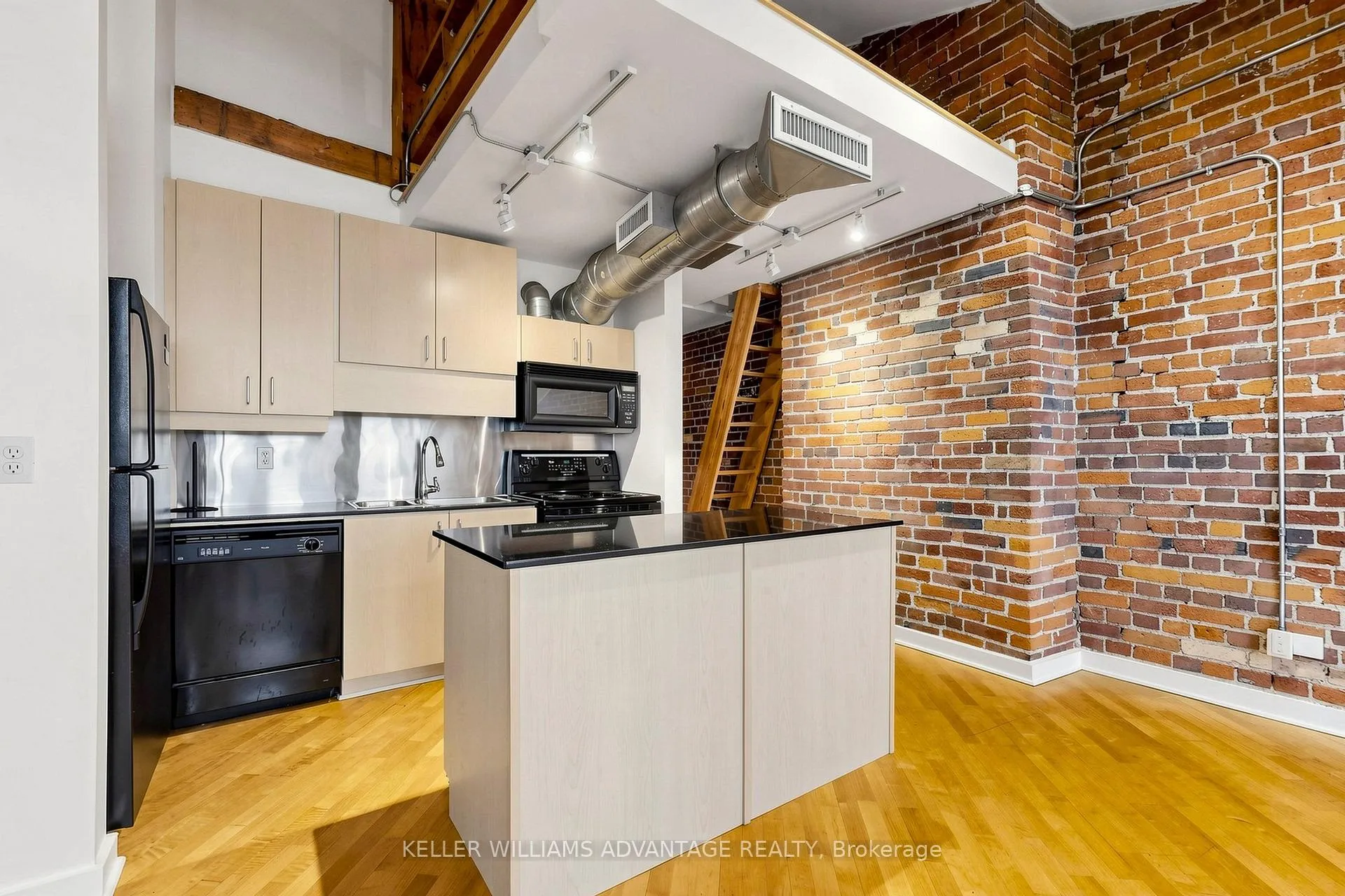 Photo 10 of Unit 417, 81A Front Street E, Toronto, Waterfront Communities — HOMEH