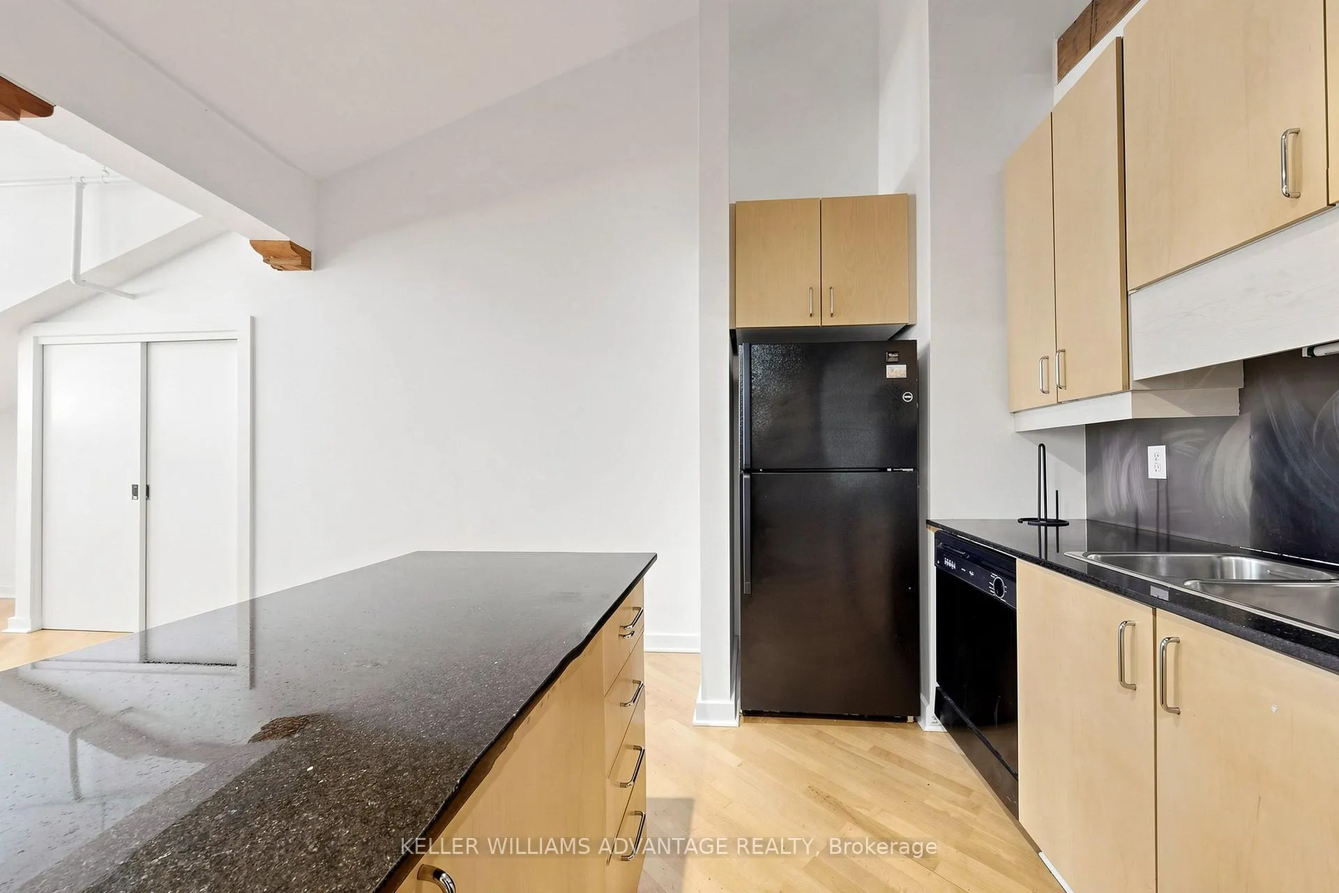 Photo 13 of Unit 417, 81A Front Street E, Toronto, Waterfront Communities — HOMEH