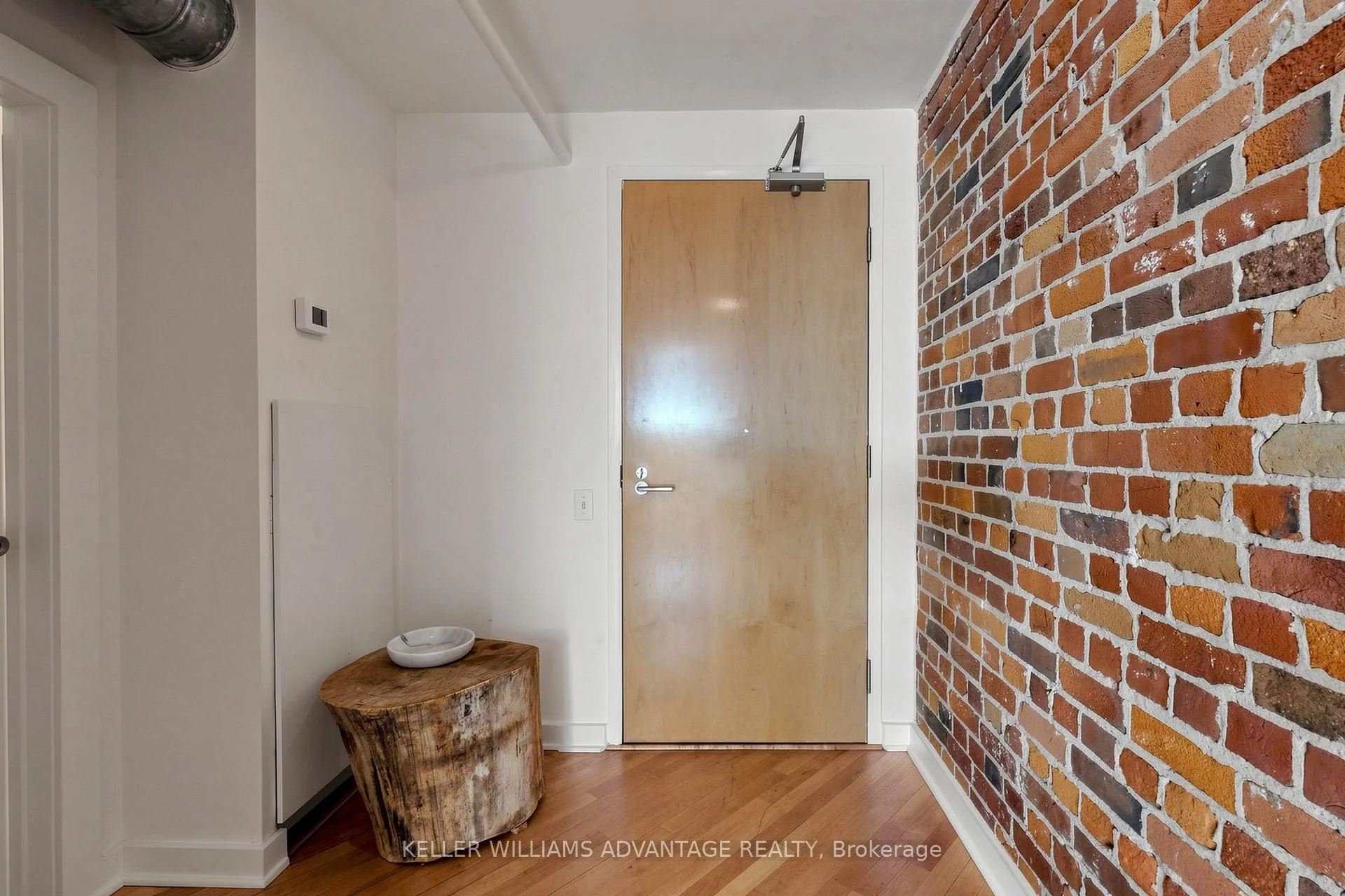 Photo 17 of Unit 417, 81A Front Street E, Toronto, Waterfront Communities — HOMEH