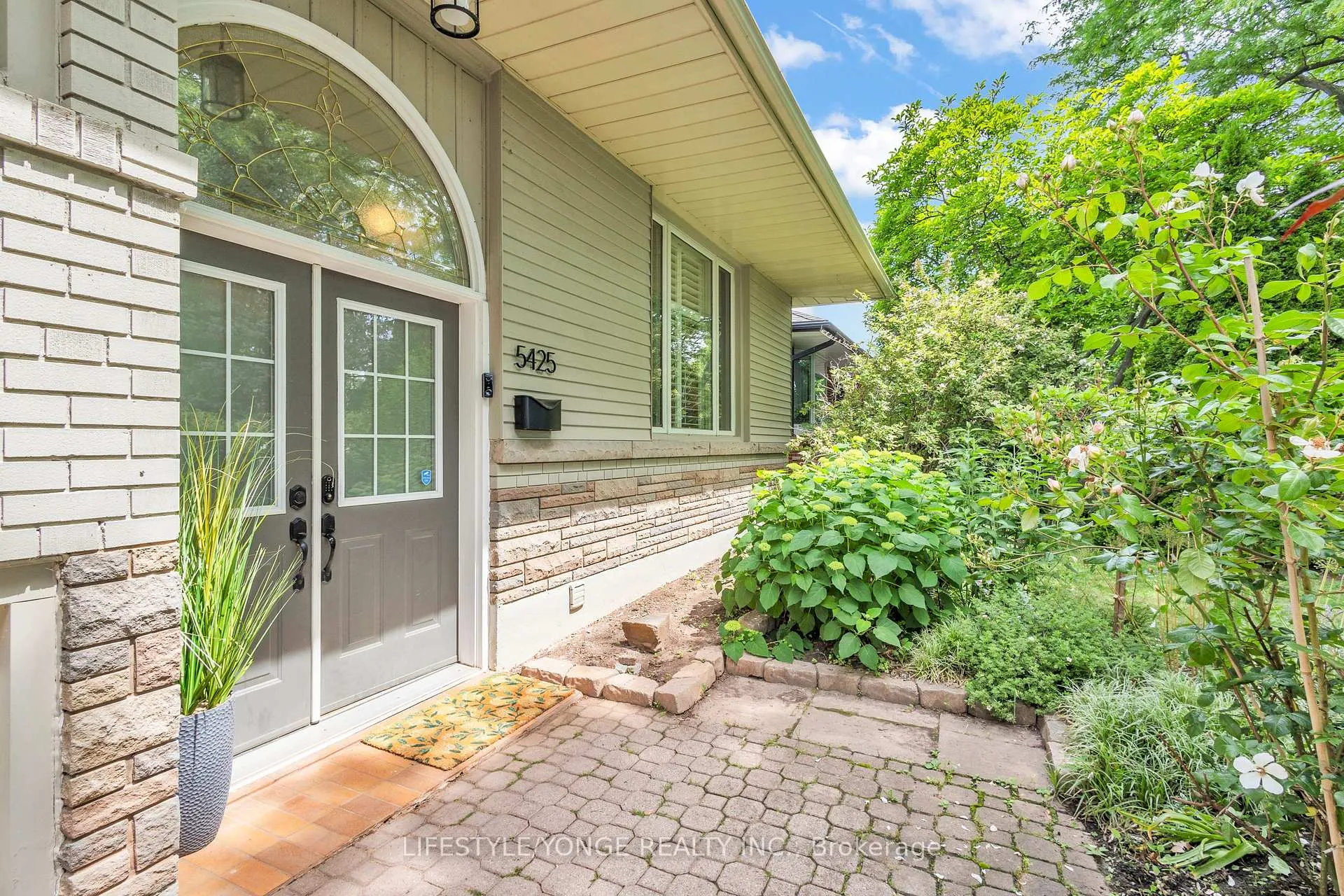 Photo 6 of 5425 Winston Road, Burlington, Appleby — HOMEH