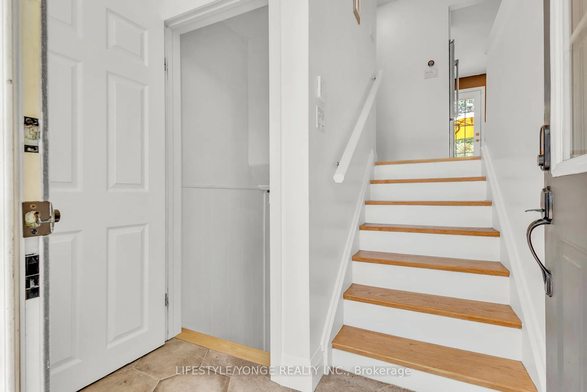 Photo 7 of 5425 Winston Road, Burlington, Appleby — HOMEH