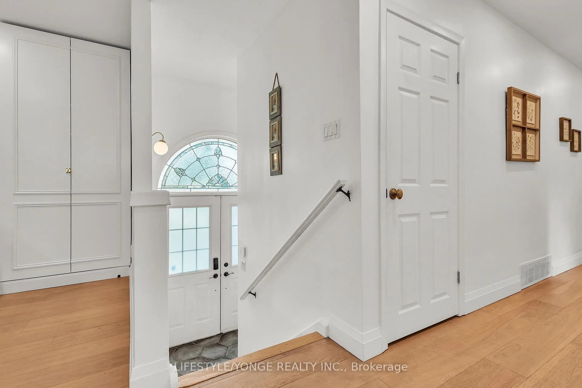 Photo 8 of 5425 Winston Road, Burlington, Appleby — HOMEH