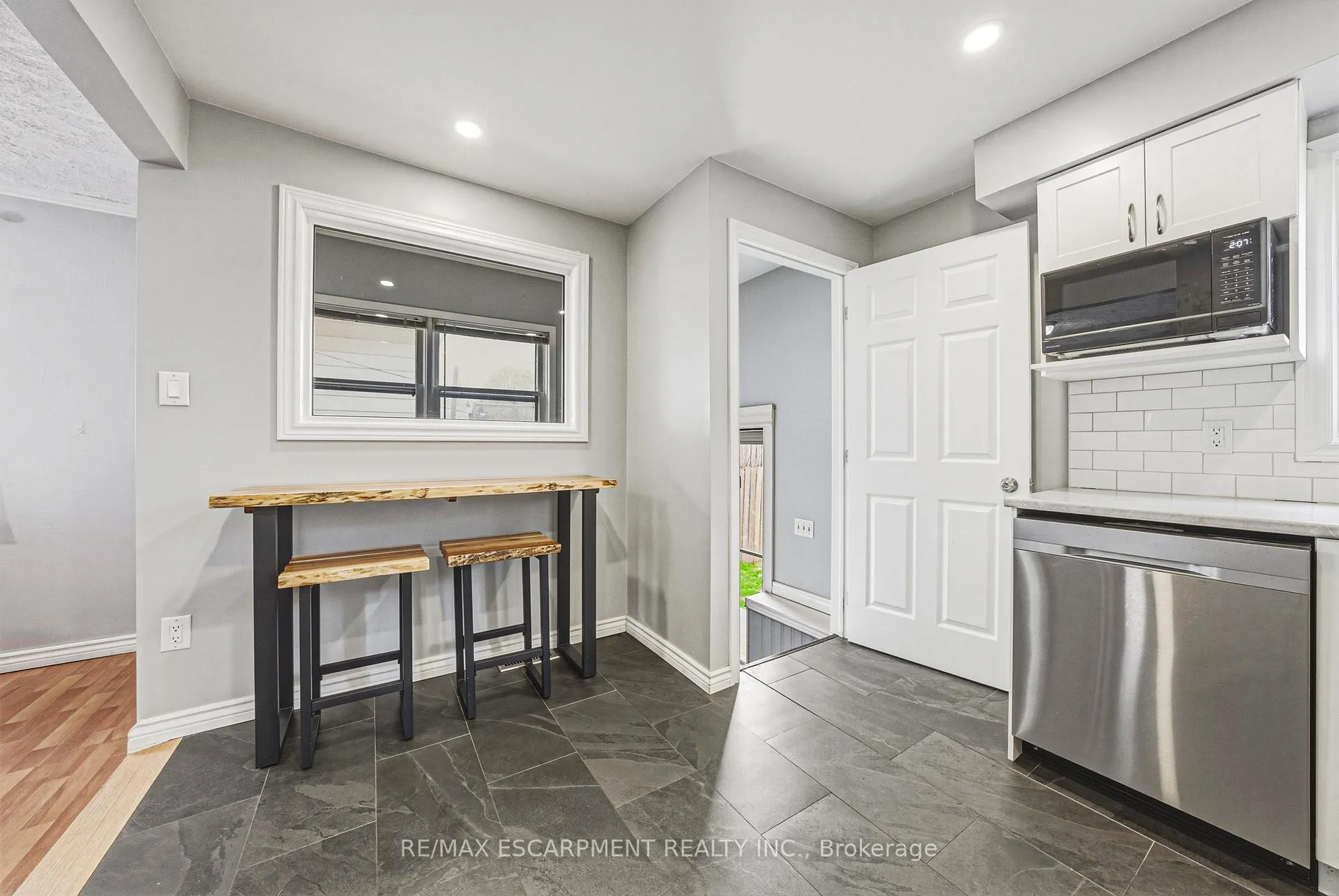 Photo 7 of 161 Ivon Avenue, Hamilton, Normanhurst — HOMEH