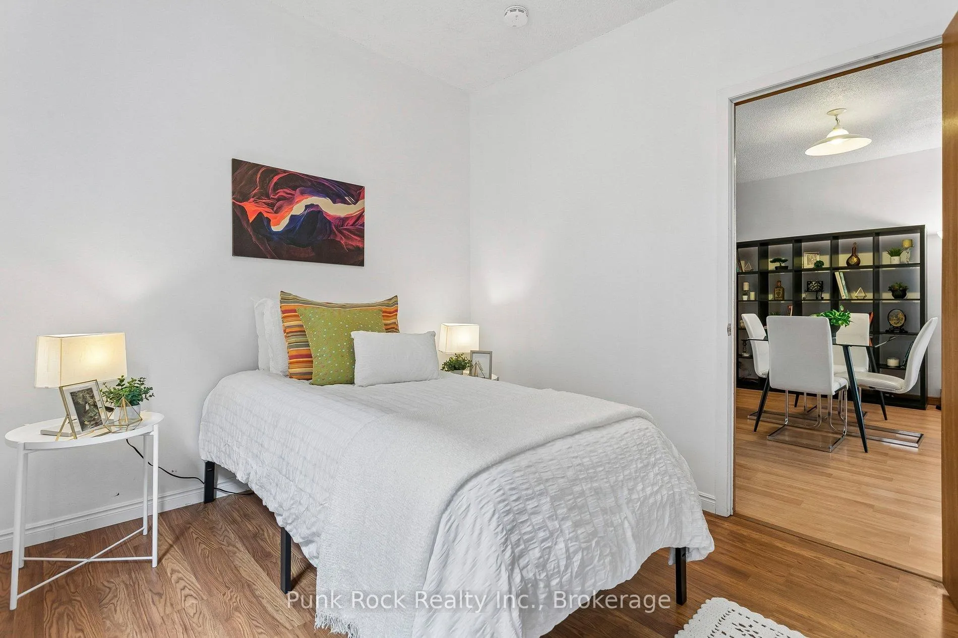 Photo 13 of 18 Lochearne Street, Hamilton, Strathcona — HOMEH