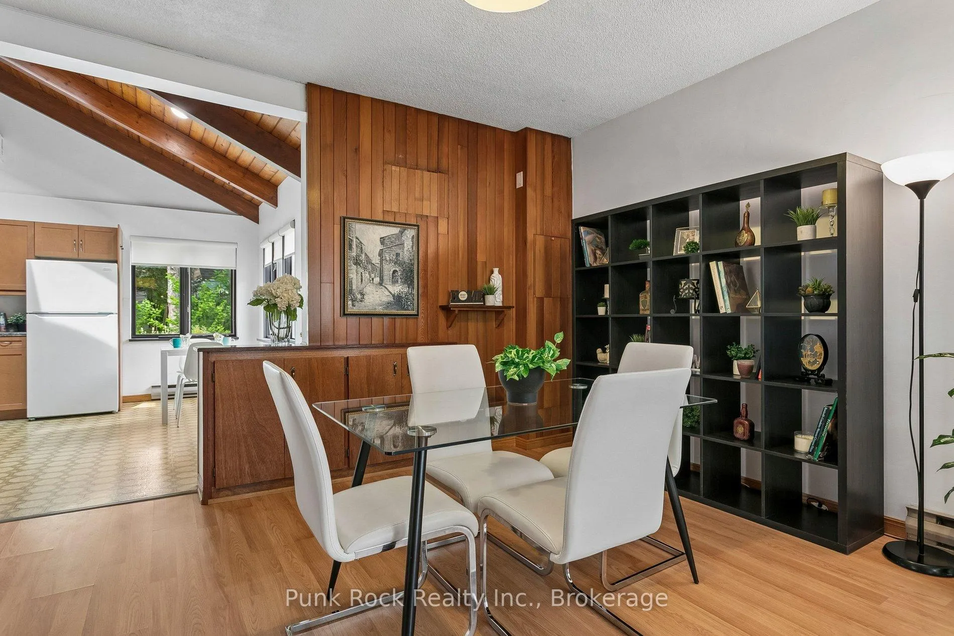 Photo 16 of 18 Lochearne Street, Hamilton, Strathcona — HOMEH