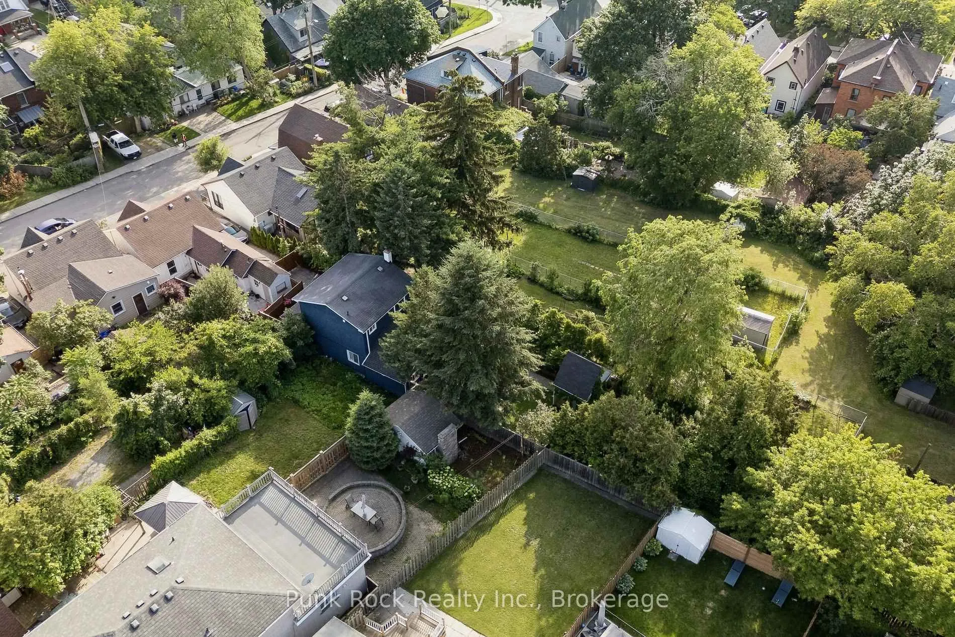 Photo 37 of 18 Lochearne Street, Hamilton, Strathcona — HOMEH