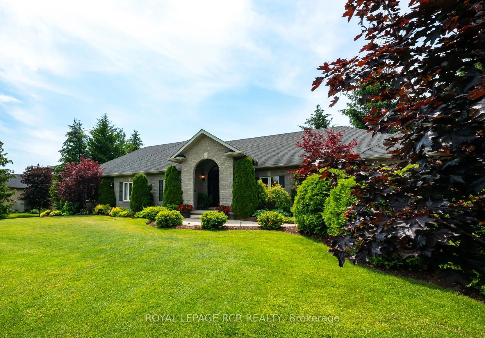 Photo 10 of 6 Brookhaven Crescent, East Garafraxa, Rural East Garafraxa — HOMEH