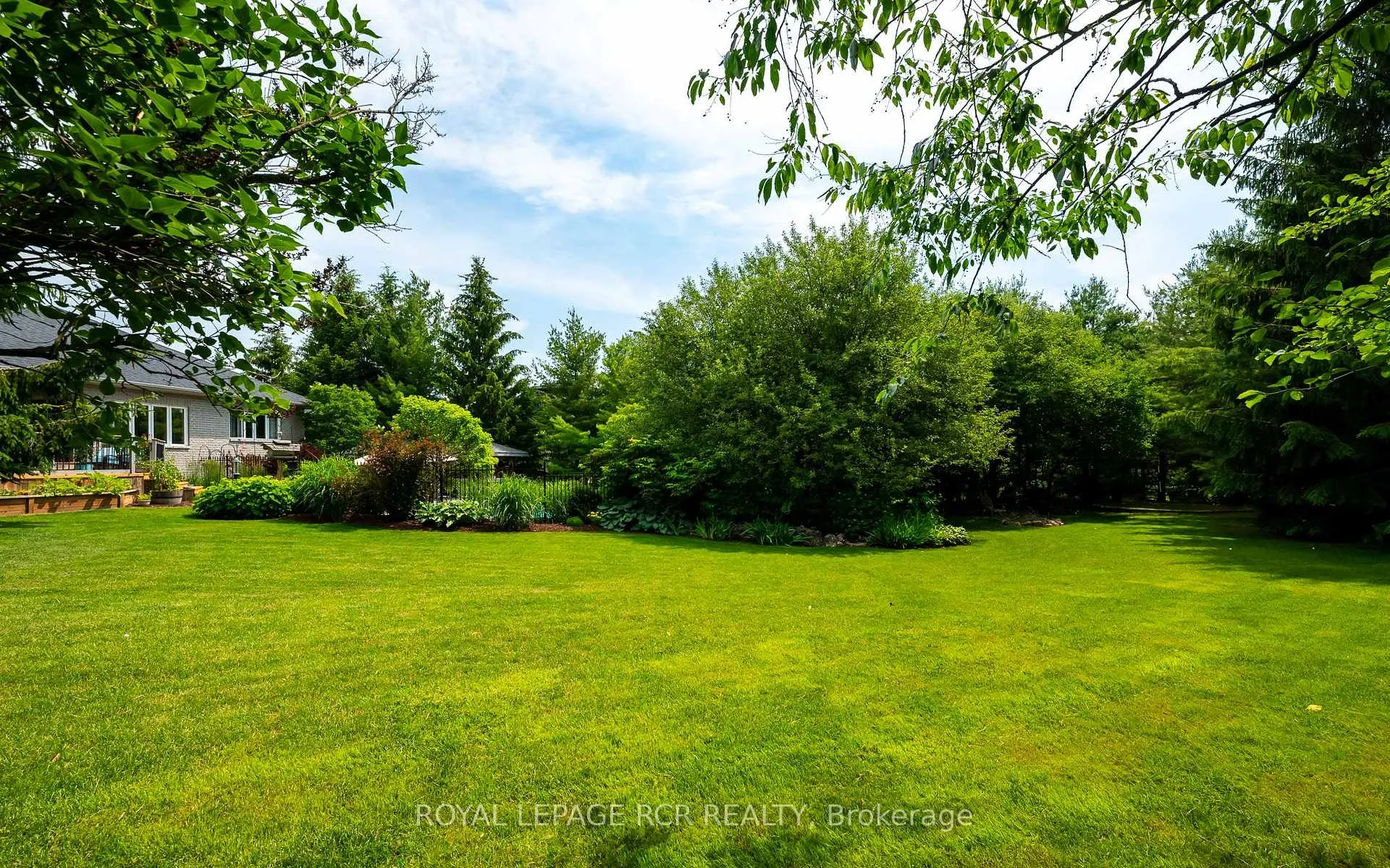 Photo 53 of 6 Brookhaven Crescent, East Garafraxa, Rural East Garafraxa — HOMEH