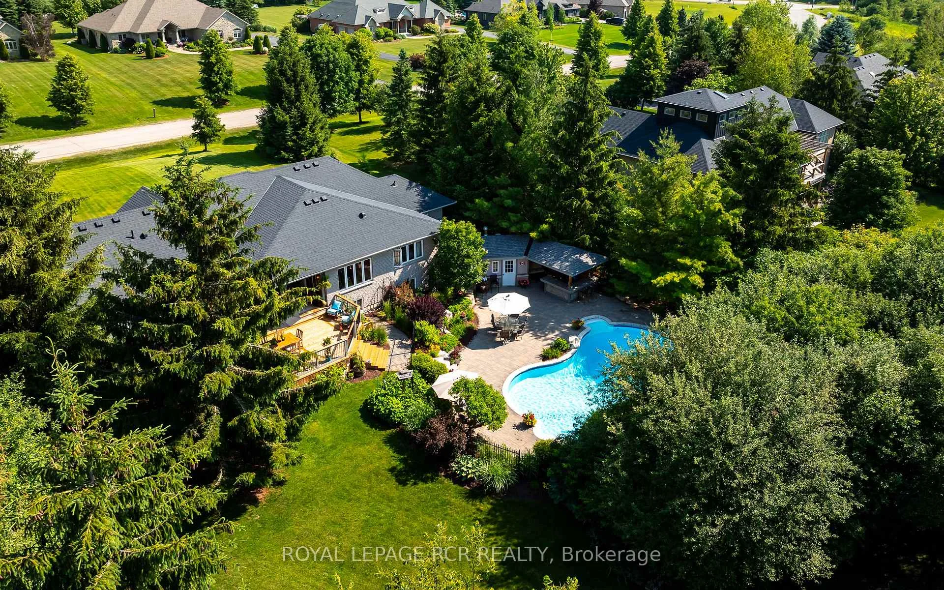 Photo 8 of 6 Brookhaven Crescent, East Garafraxa, Rural East Garafraxa — HOMEH