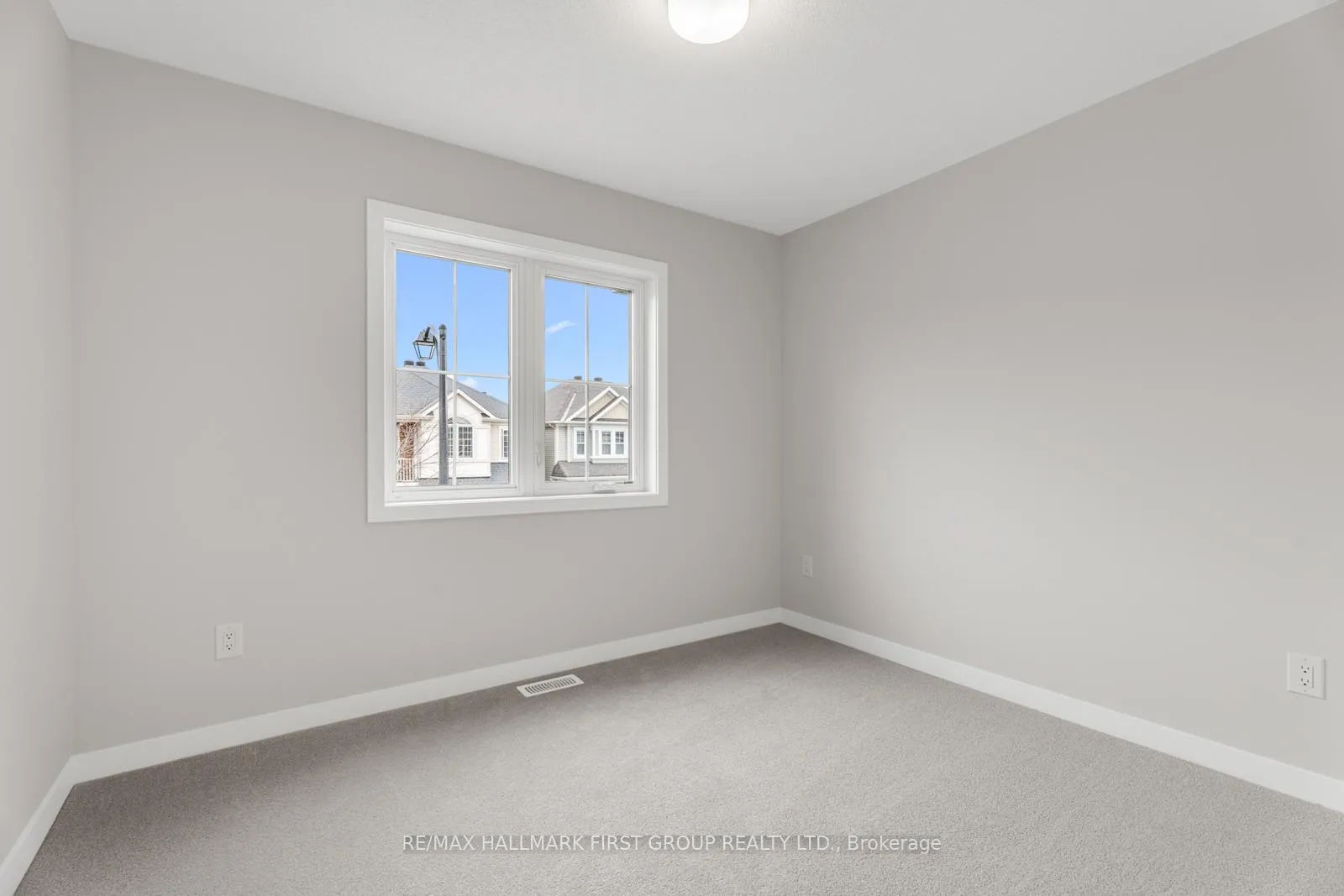 Photo 15 of 519 Brigatine Avenue, Ottawa, Stittsville (North) — HOMEH