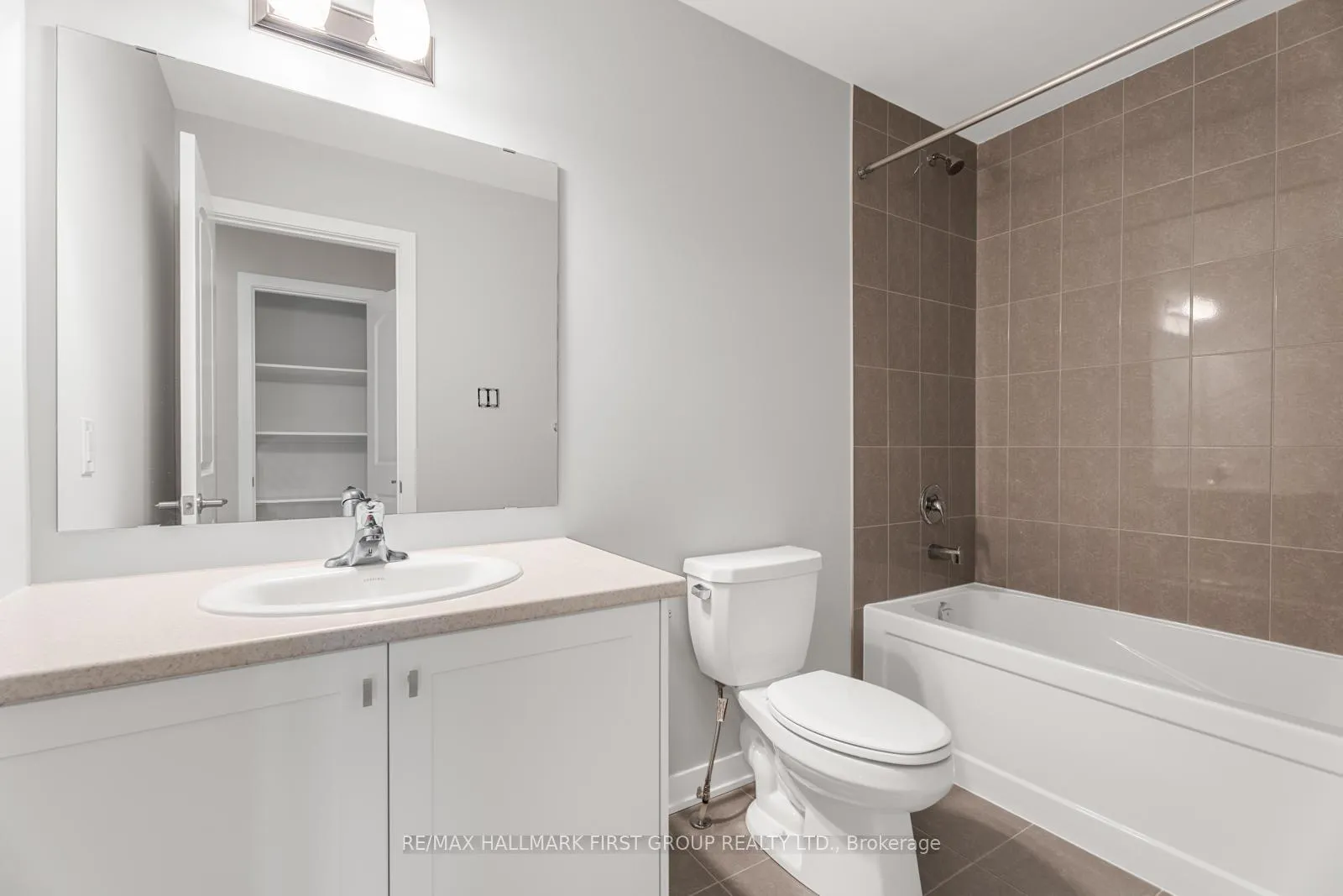 Photo 16 of 519 Brigatine Avenue, Ottawa, Stittsville (North) — HOMEH
