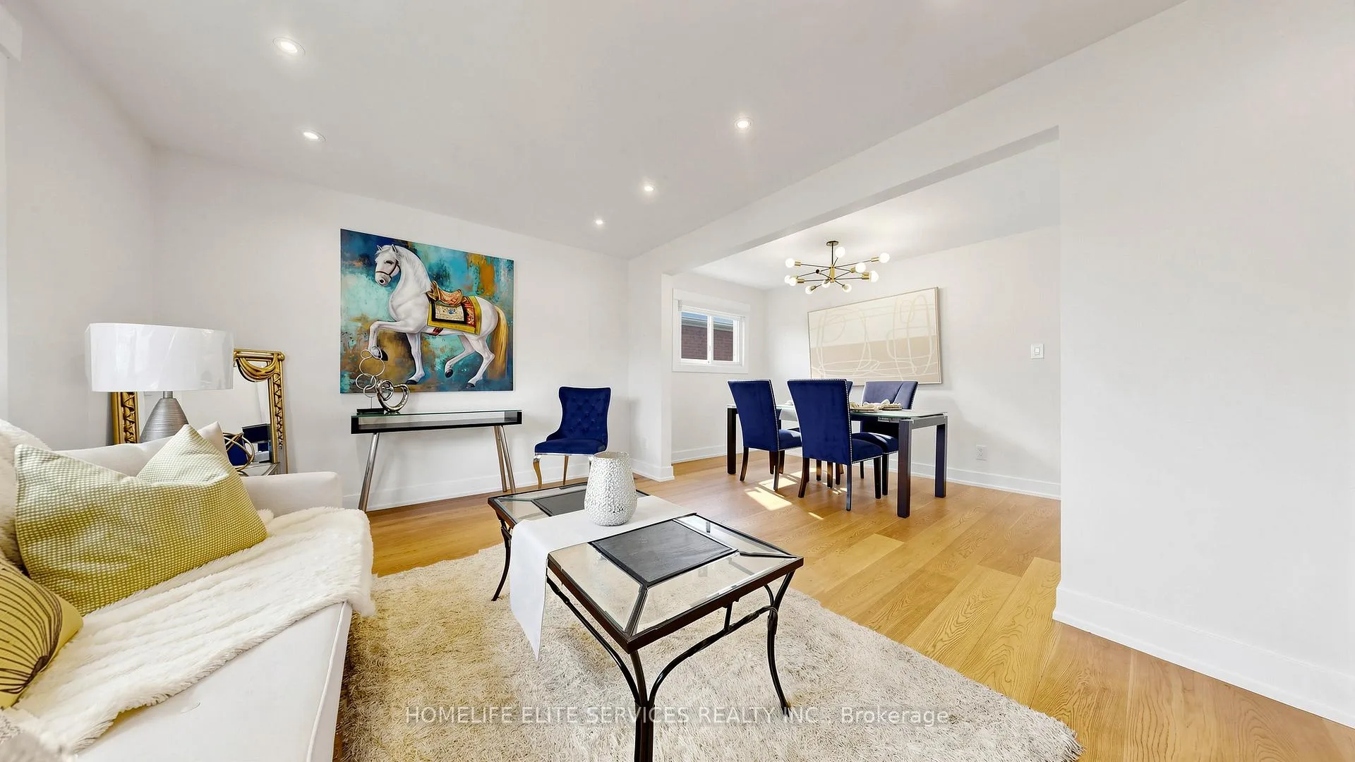 Photo 8 of 1 Helsby Crescent, Etobicoke, Alderwood — HOMEH