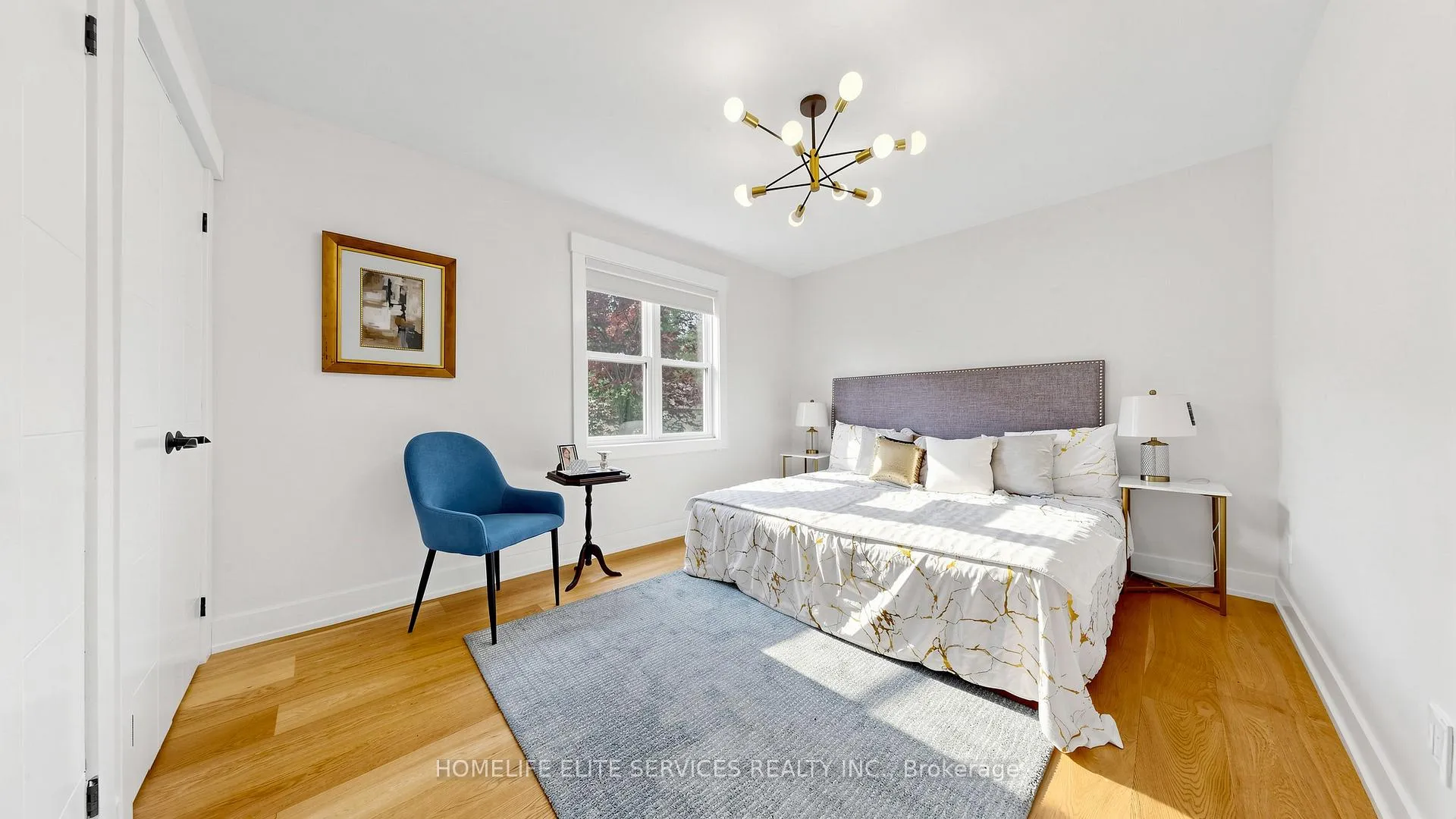 Photo 14 of 1 Helsby Crescent, Etobicoke, Alderwood — HOMEH