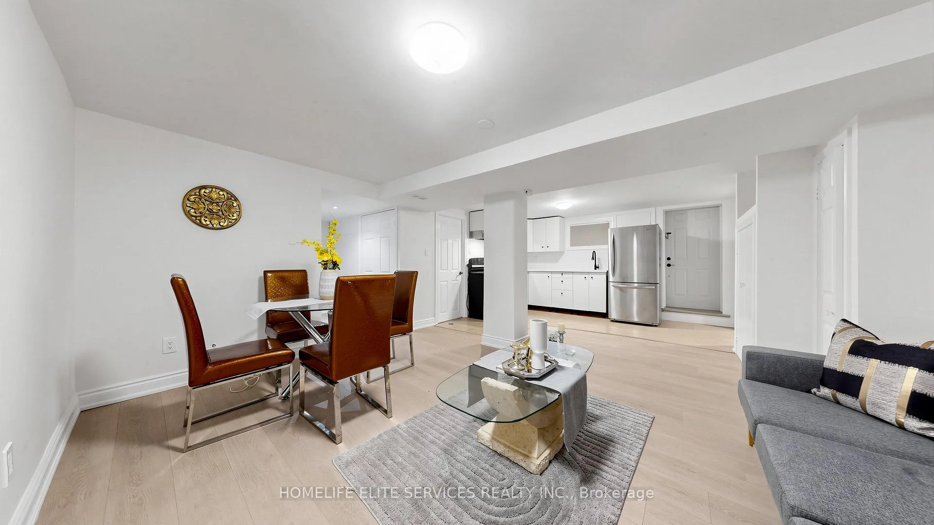 Photo 29 of 1 Helsby Crescent, Etobicoke, Alderwood — HOMEH
