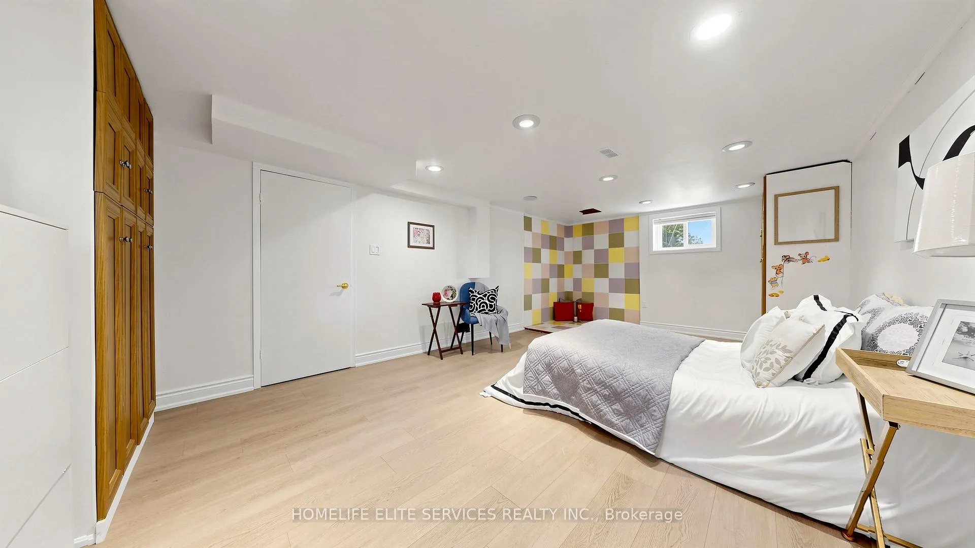 Photo 35 of 1 Helsby Crescent, Etobicoke, Alderwood — HOMEH
