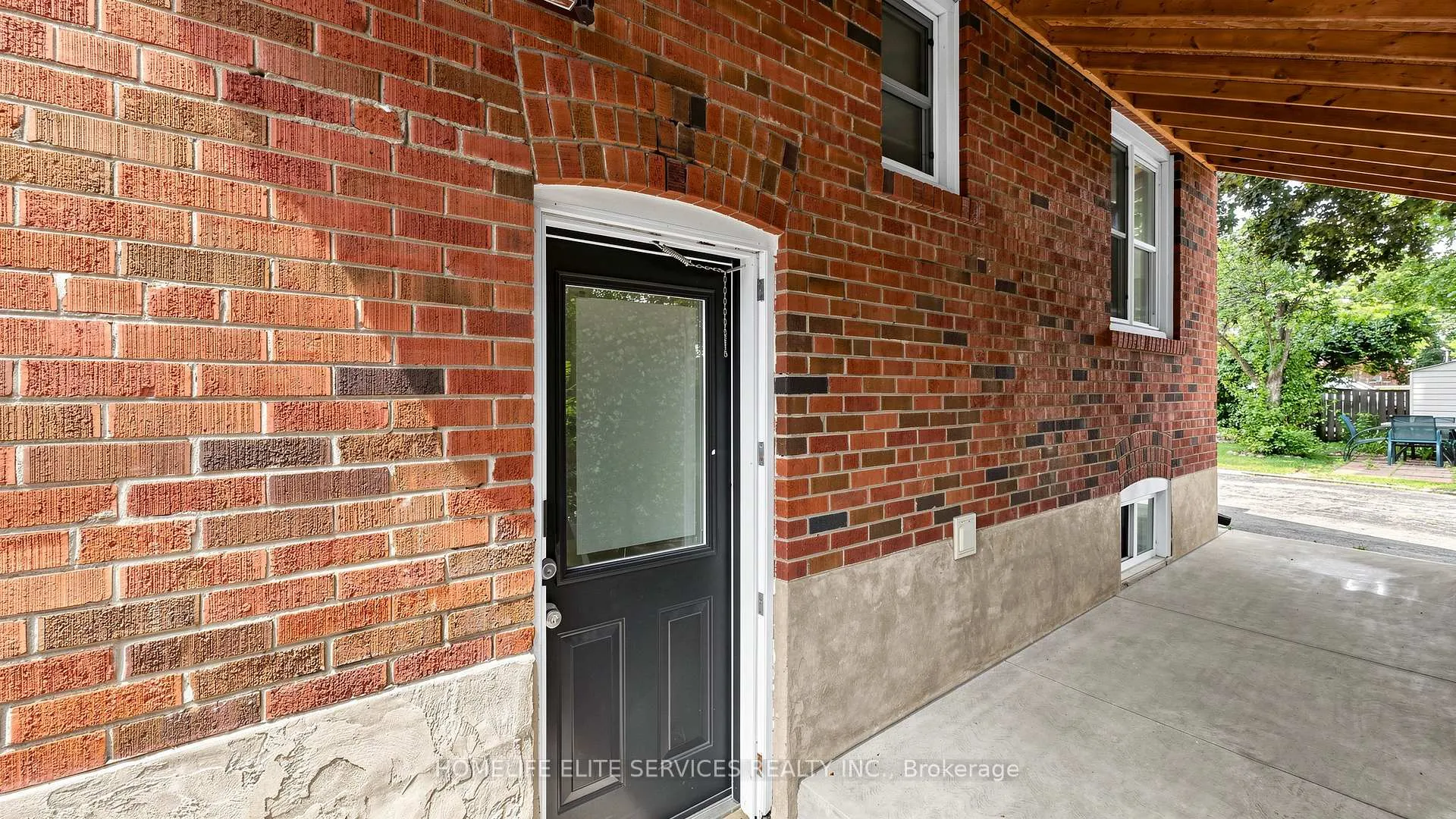 Photo 50 of 1 Helsby Crescent, Etobicoke, Alderwood — HOMEH