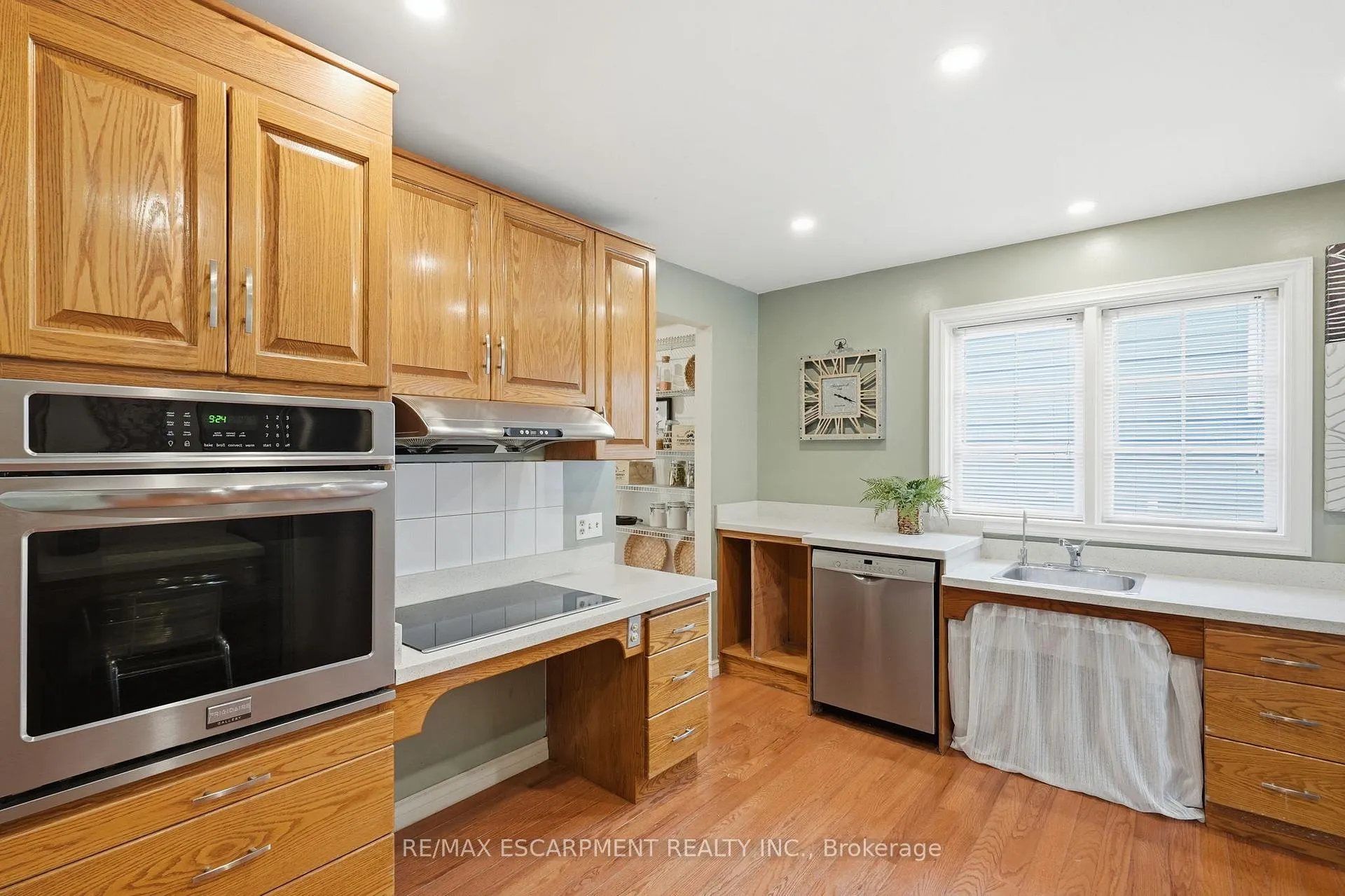 Photo 11 of 35 Chatham Street, Hamilton, Kirkendall — HOMEH
