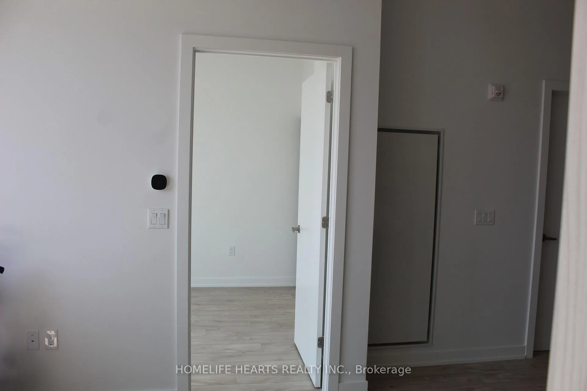 Photo 7 of Unit 816, 740 Whitlock Avenue, Milton, Cobban — HOMEH