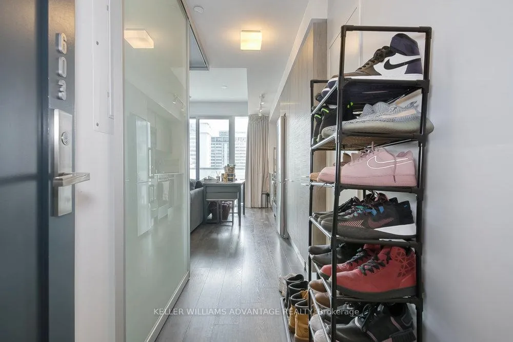 Photo 4 of Unit 603, 28 Wellesley Street E, Toronto, Church-Yonge Corridor — HOMEH