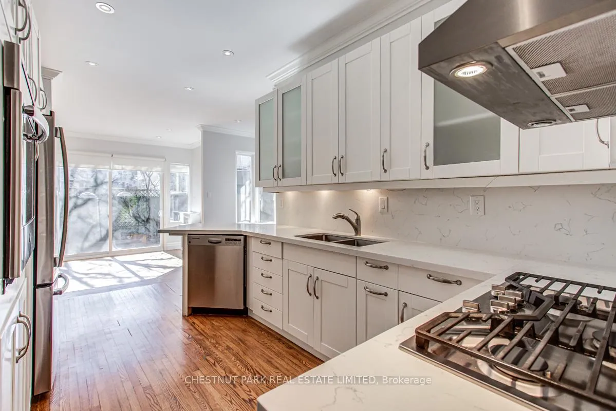 Photo 8 of 124 Glen Road, Toronto, Rosedale-Moore Park — HOMEH