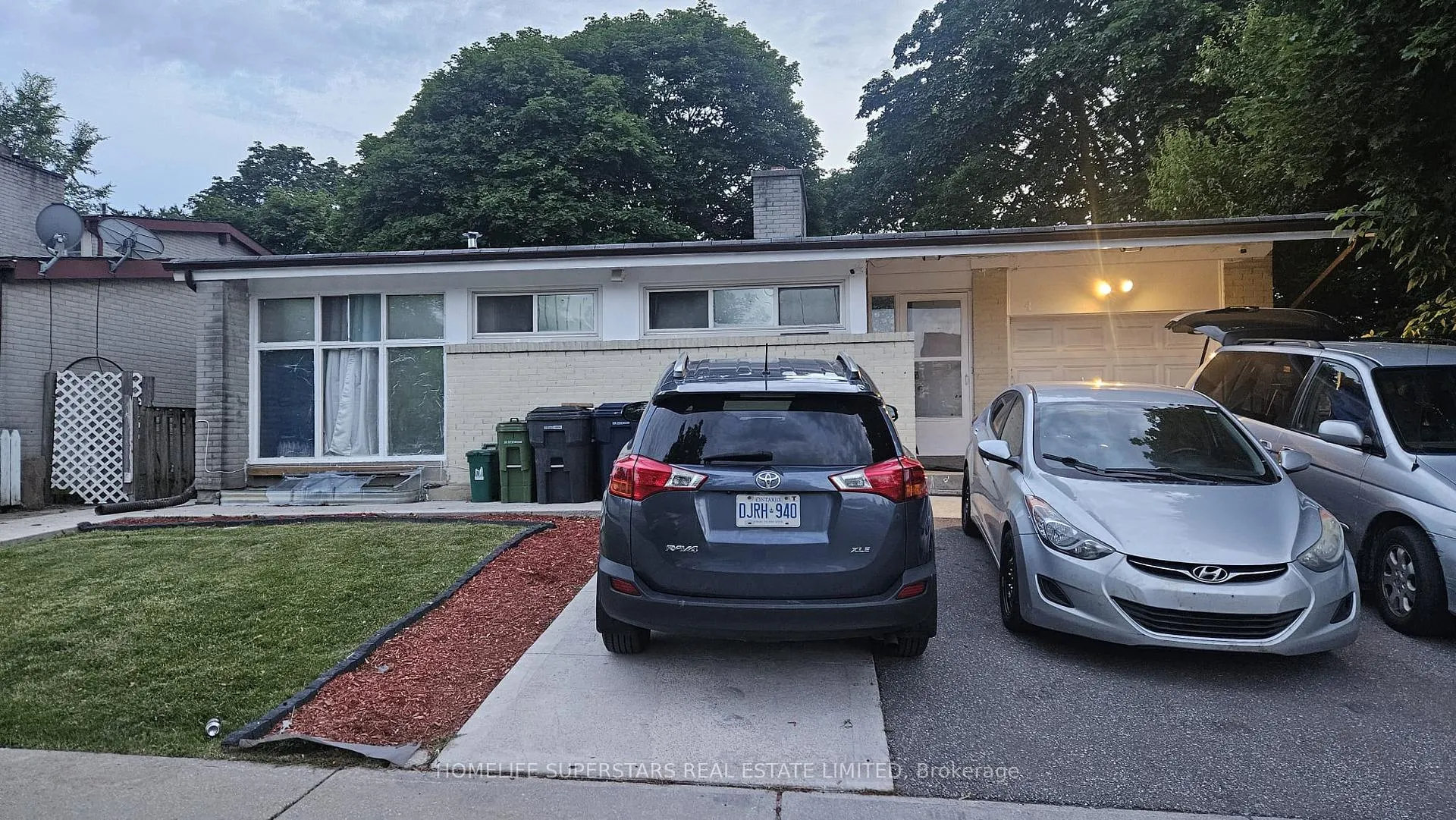 Photo 1 of 4 Masseygrove Crescent N, Etobicoke, Mount Olive-Silverstone-Jamestown — HOMEH