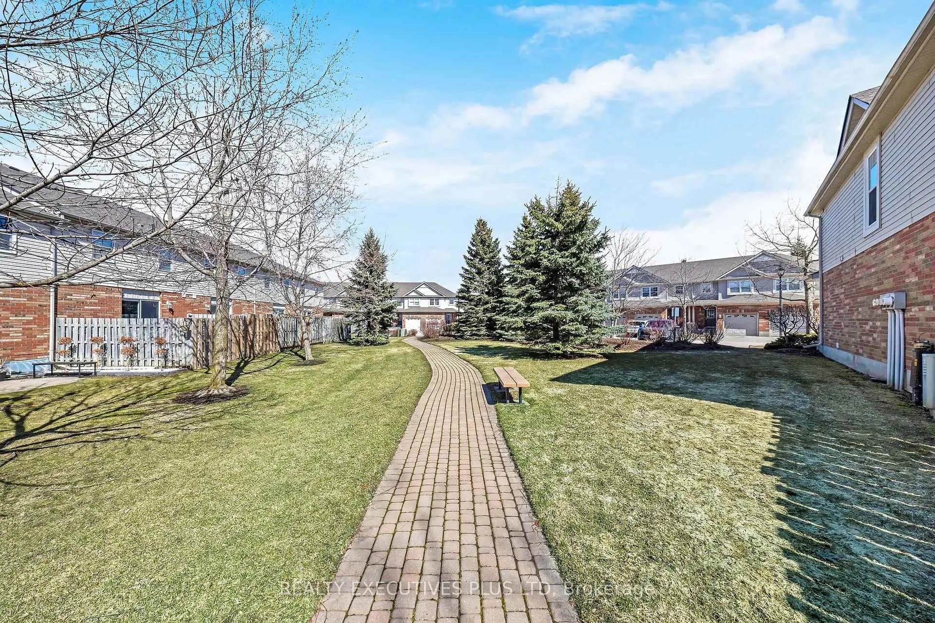 Photo 26 of Unit 70, 30 Imperial Road S, Guelph, Willow West/Sugarbush/West Acres — HOMEH